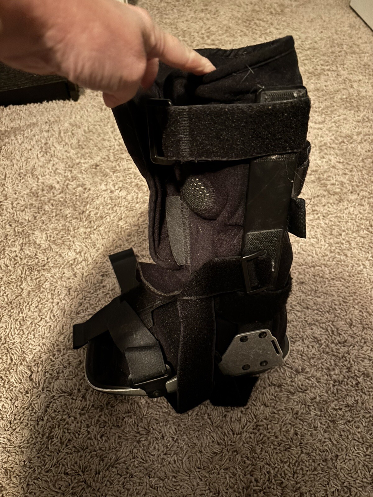 Youth Bledsole Walking Boot Size small