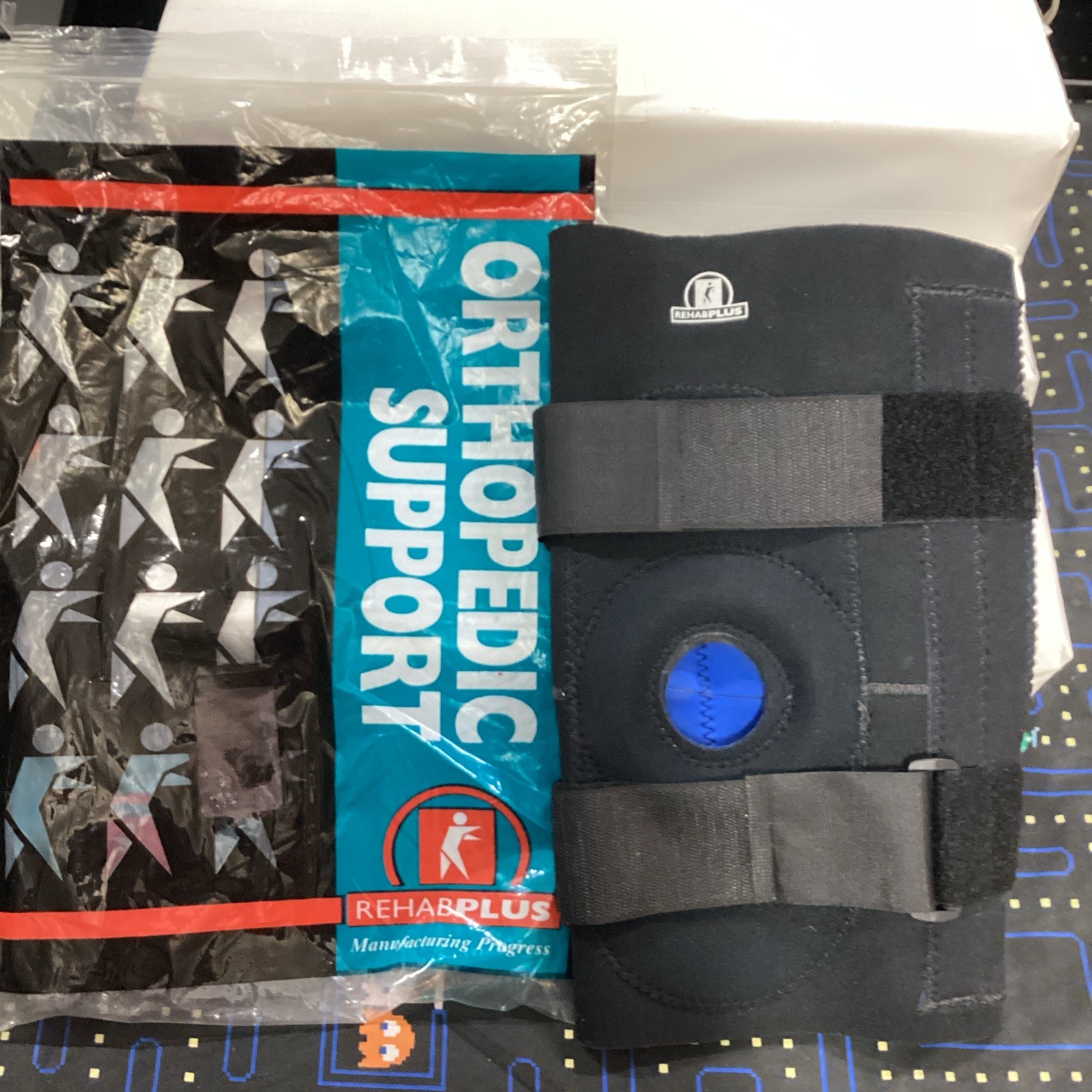 Rehab Plus Orthopedic Support Hinged Knee Pattela Stabilizer Open Popliteal – XL