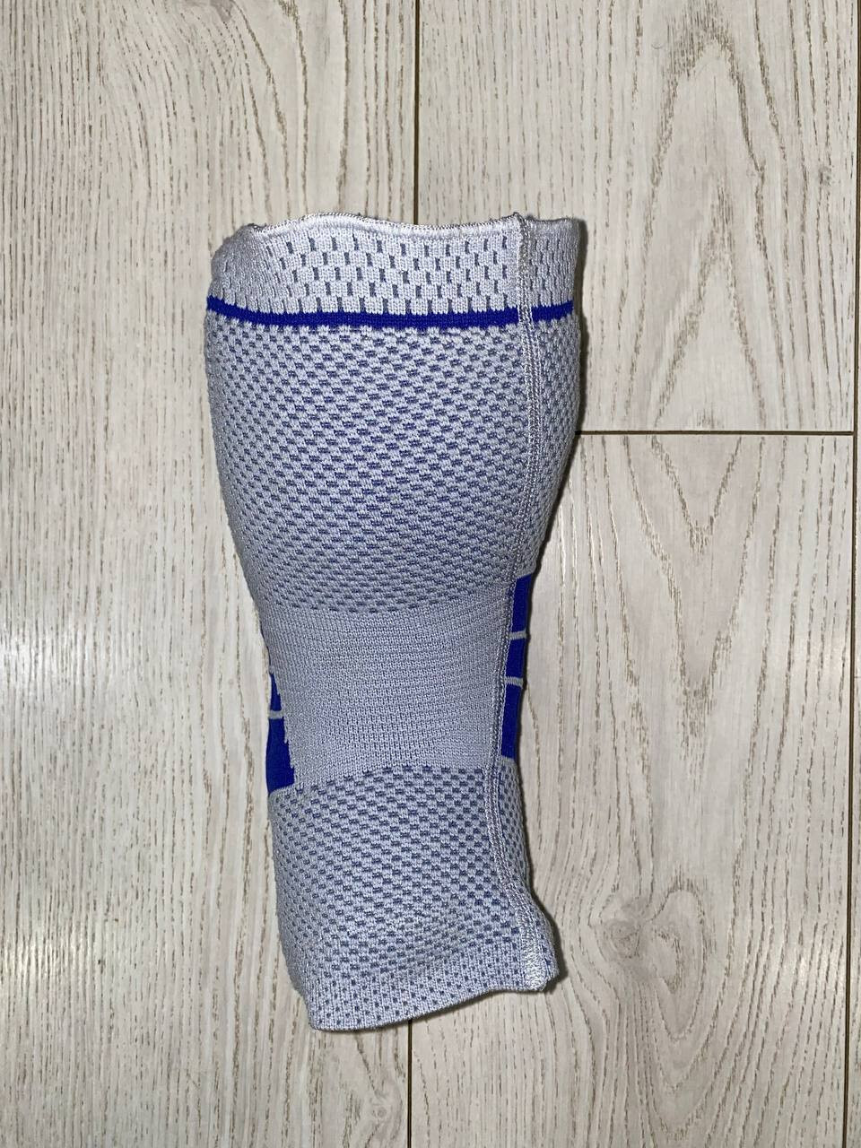 BAUERFEIND GENU TRAIN Mit Silikonrand A3 Size 2 Arthritis Knee Brace