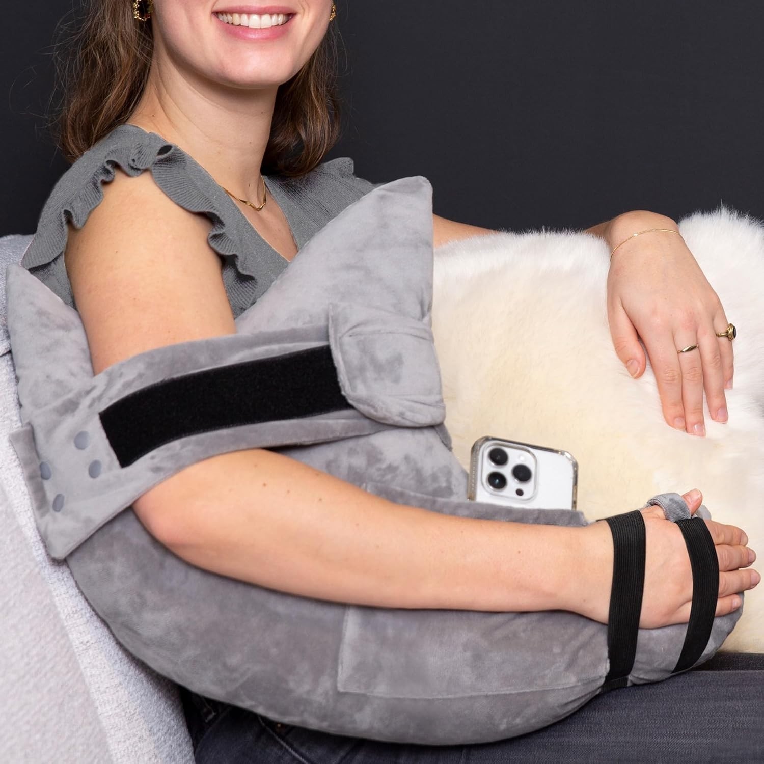 Post-Surgery Recovery Pillow – Adjustable & Cozy Arm Support with Pocket Storage