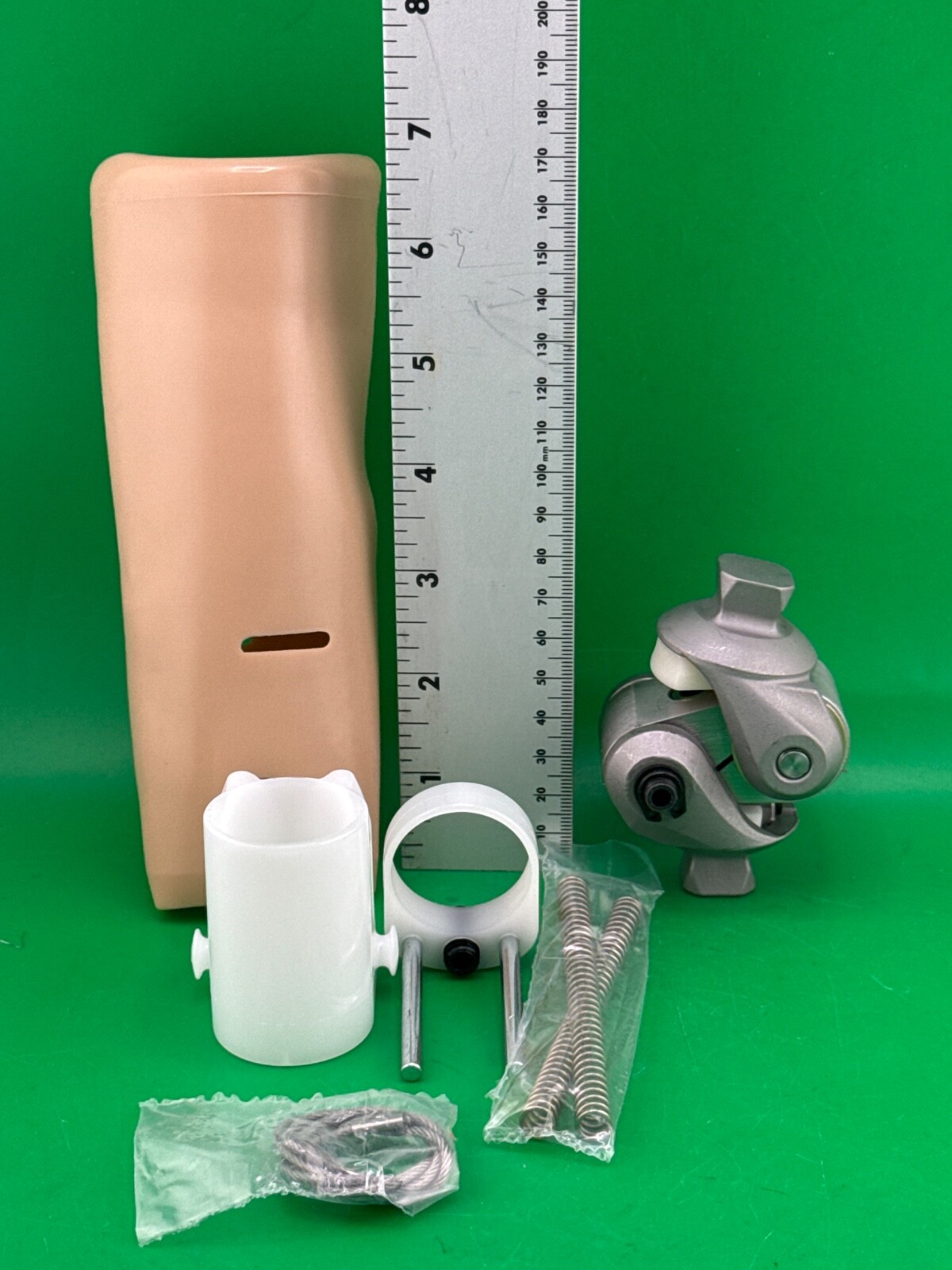 Single axis prosthetic knee. New. Similar to Otto bock 3r49