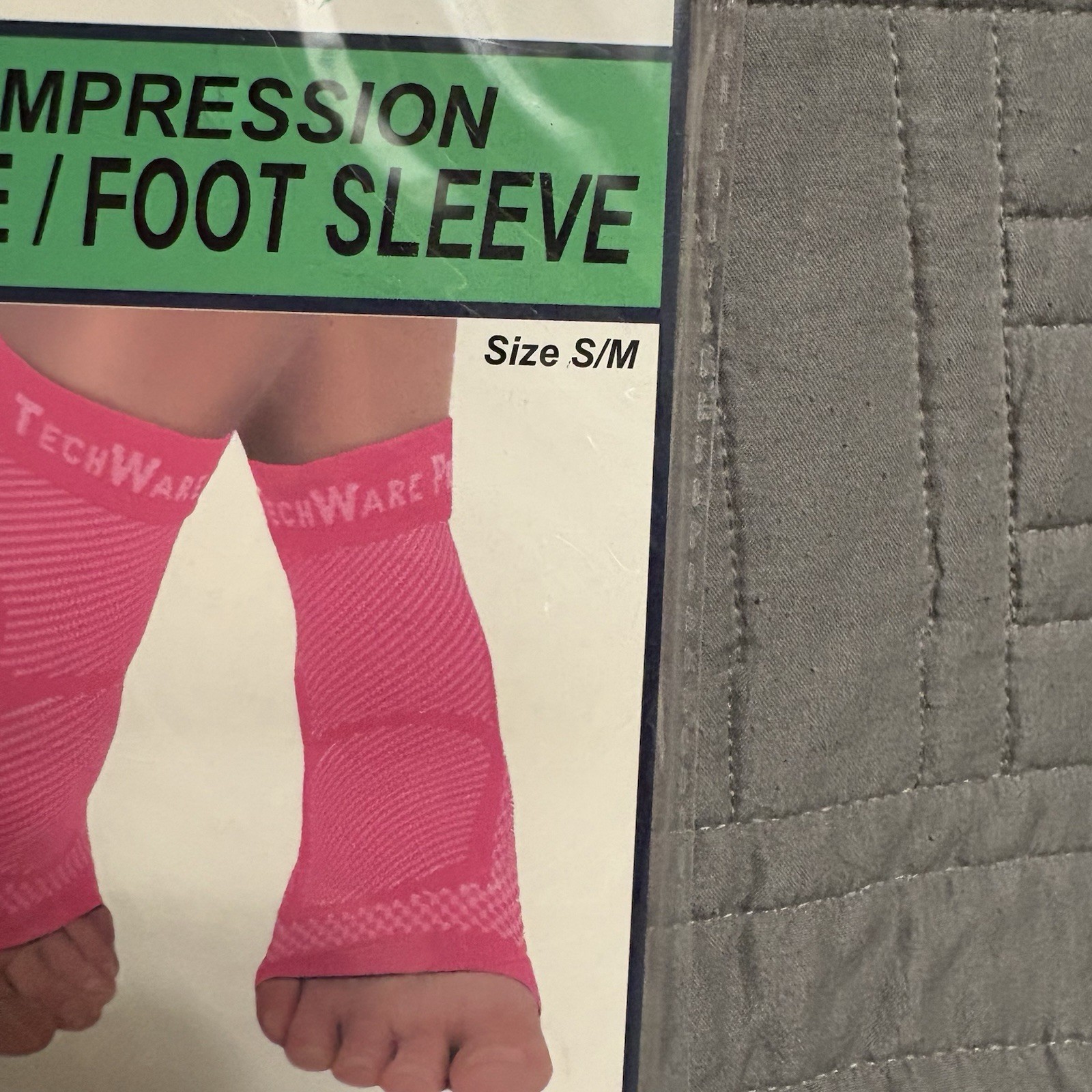 TechWare Pro Ankle Foot Brace Compression Sleeve Size S/M One Pair Bright Pink