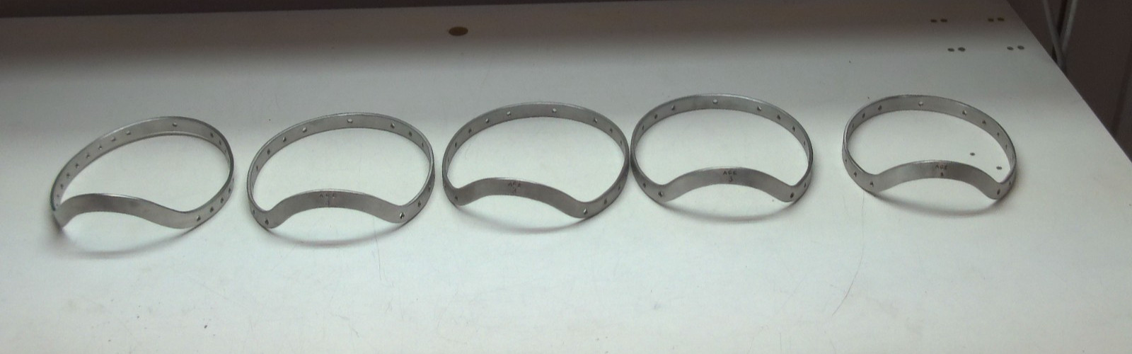 Lot 5) Size 1,2,3 Type Medical Cervical Crown Helmet Stainless