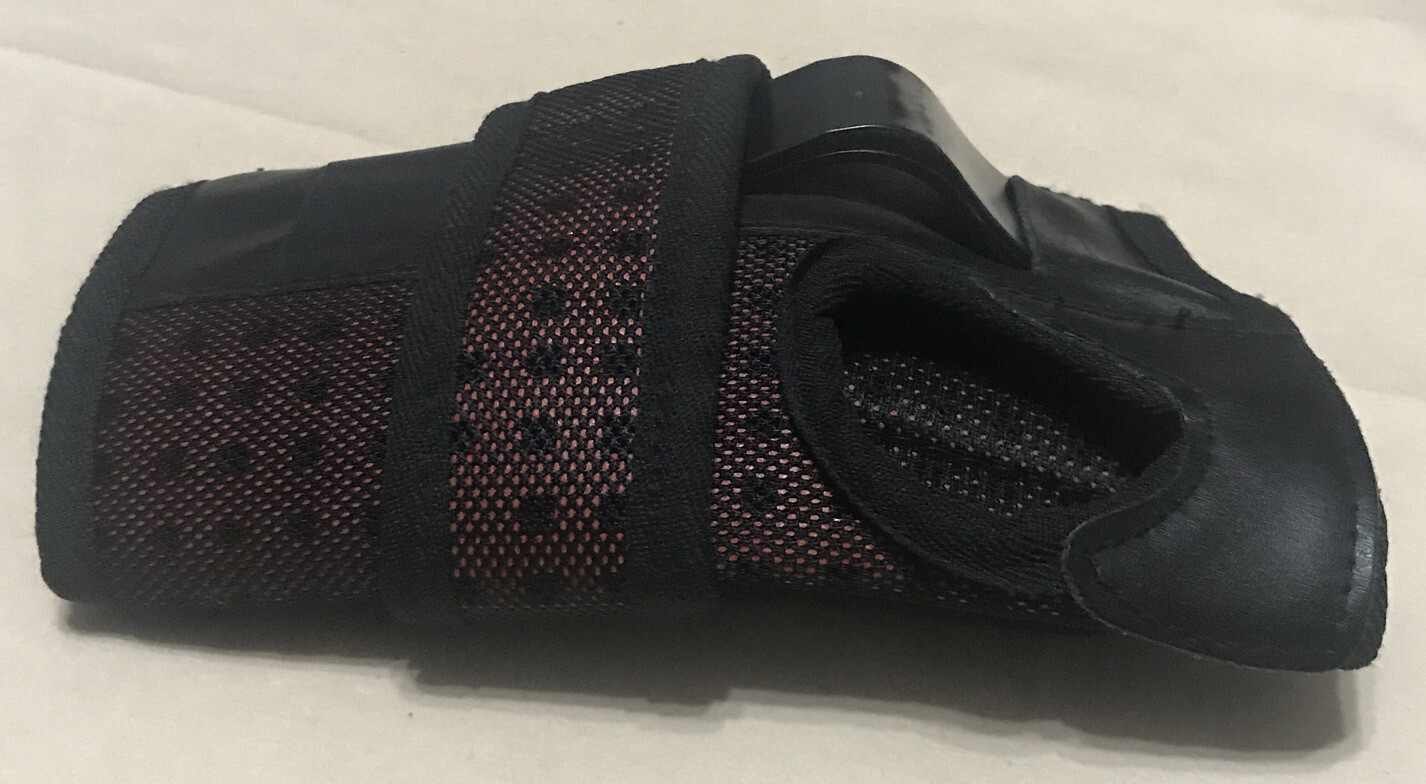 Franklin Wrist Brace Adult Large Air Cooled Design Athletic Support Right