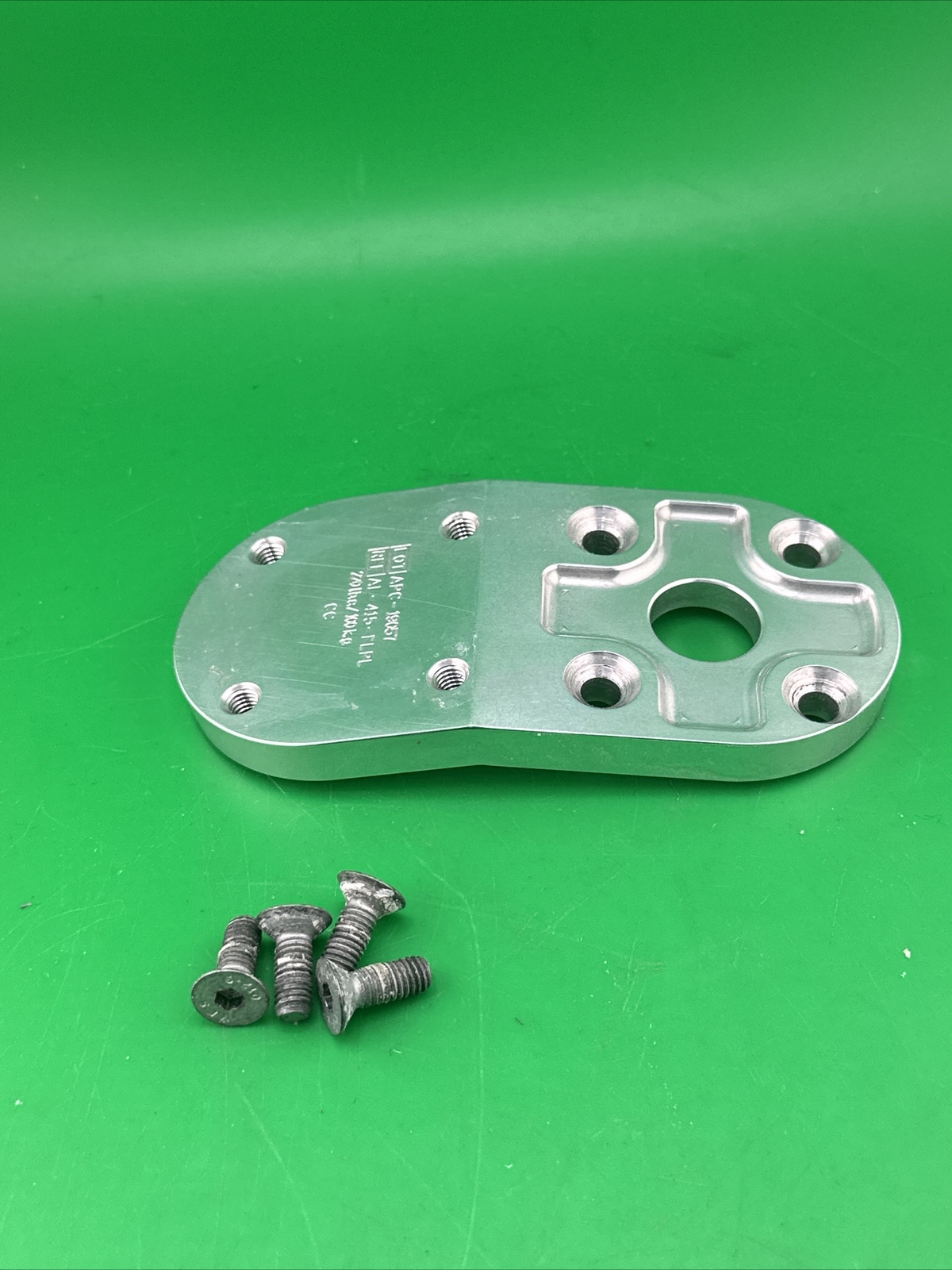 Prosthetic Component Adapter Flexion Plate 15 Degree Flexion Plate W/ Screws
