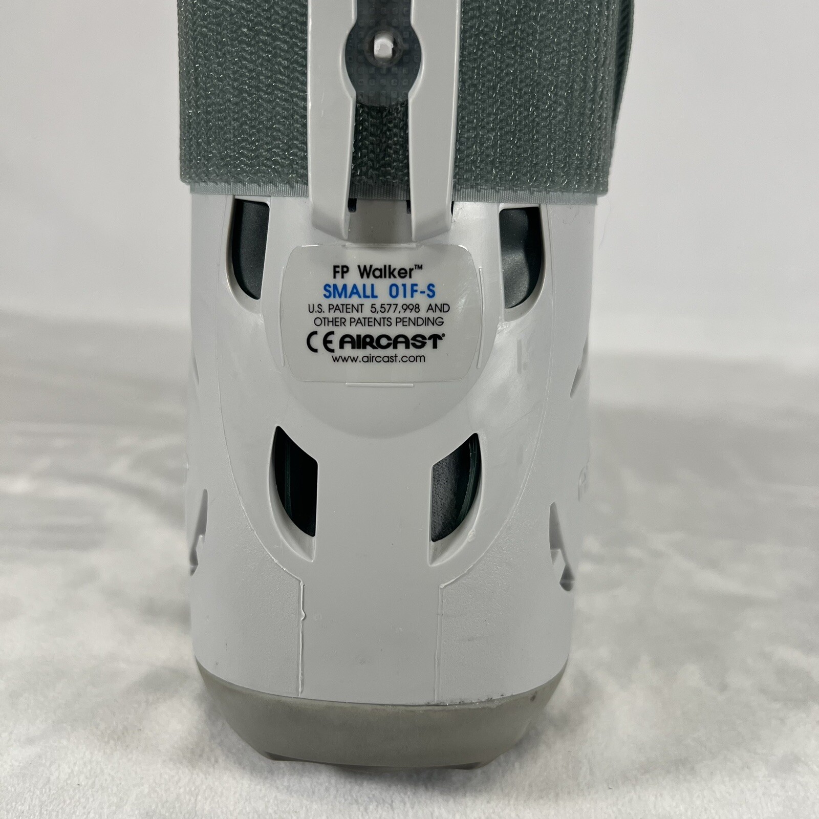 Aircast FP Walker Walking Brace/Walking Boot Foam Pneumatic Size Small 01F-S