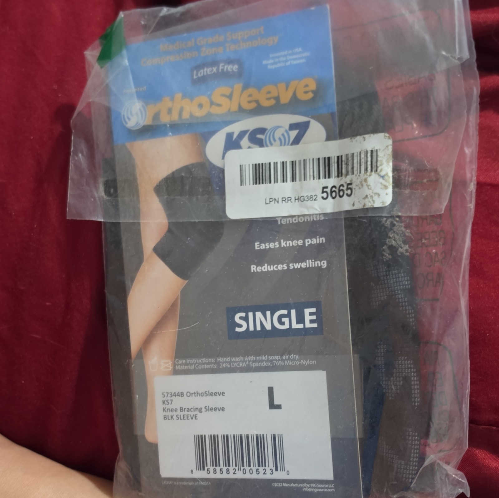 OrthoSleeve KS7 Knee Bracing Sleeve Compression Black Size L Single Latex Free