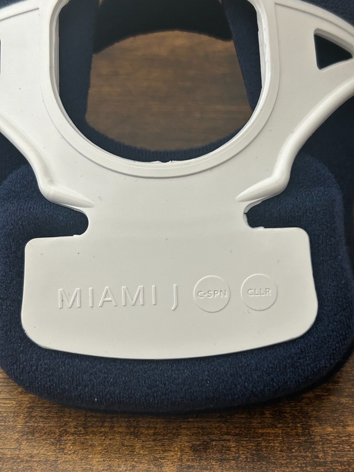 Ossur Miami J Cervical Collar Immobilizer, Regular MJ-400 – Average Adult Used