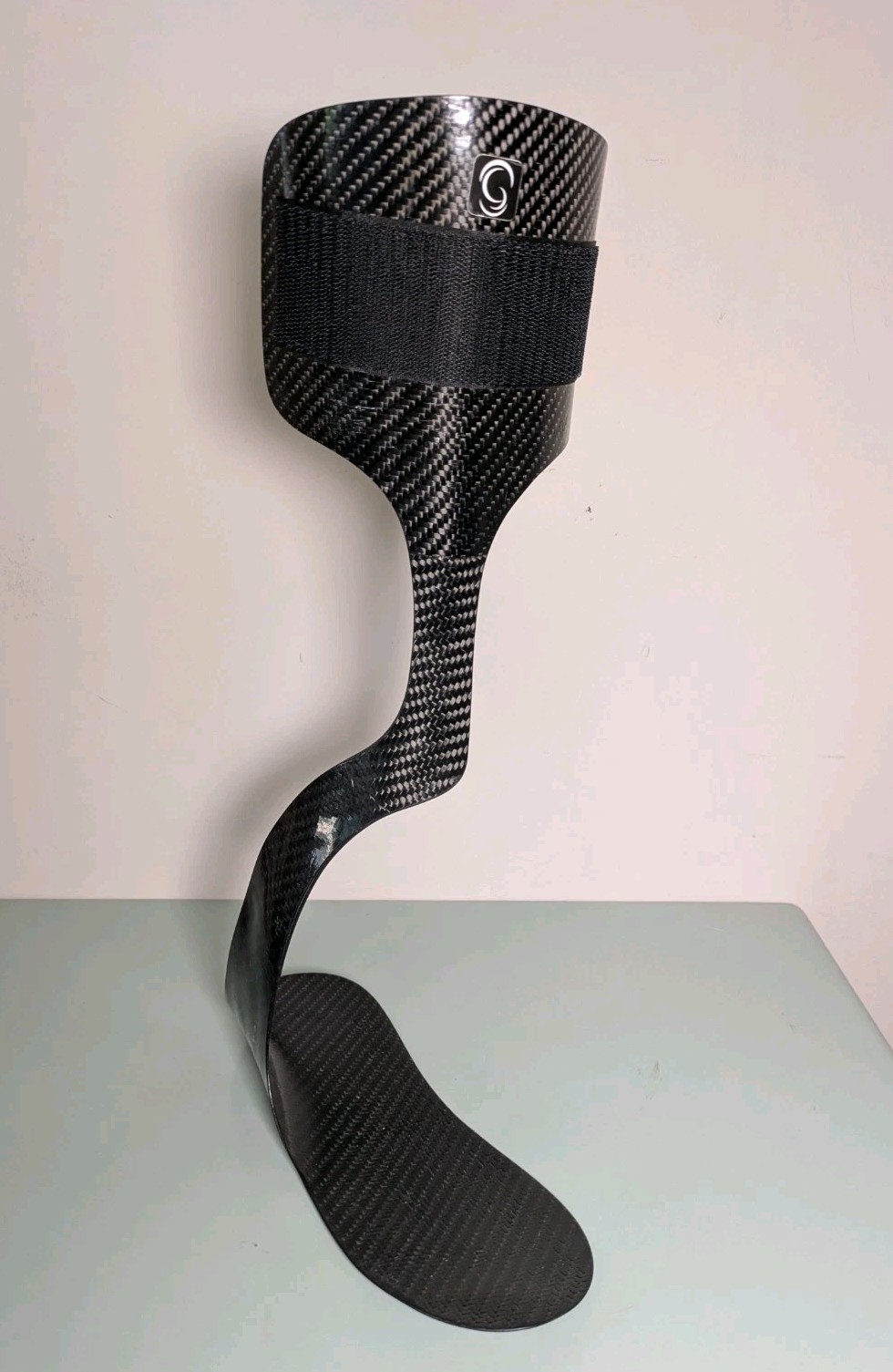 AFO Carbon Fiber Ankle Foot Brace – Right Foot/MEDIUM