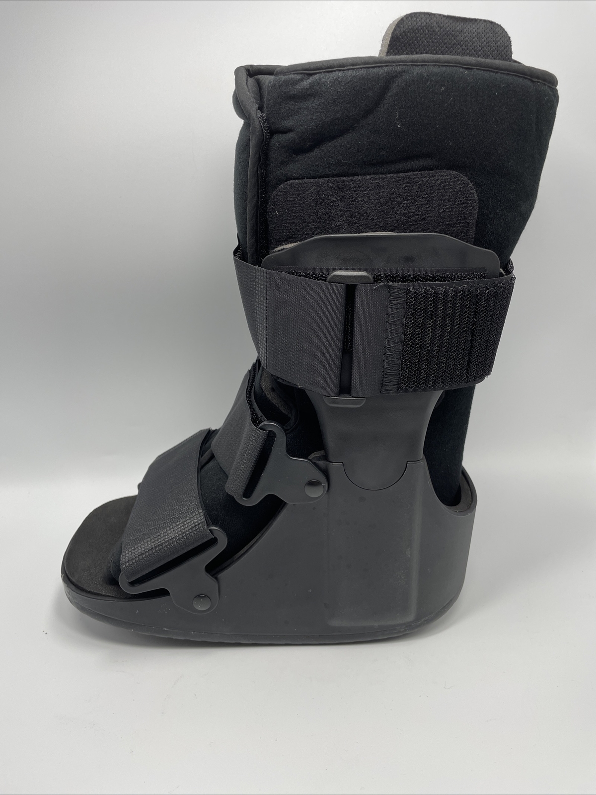 United Ortho SHORT Air Cam Walker Fracture Boot EXTRA SMALL Black USA14111
