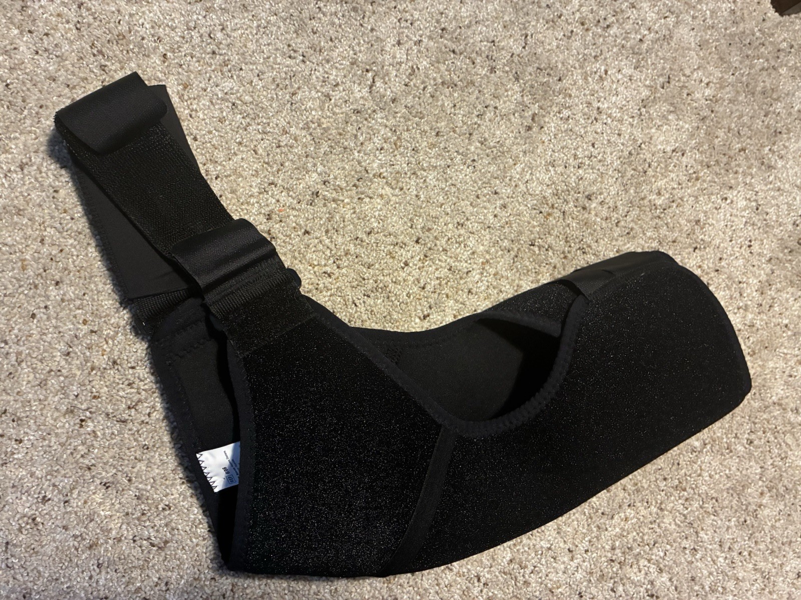 Neo G Universal Size Shoulder Support for Left or Right Arm Easy-Fit