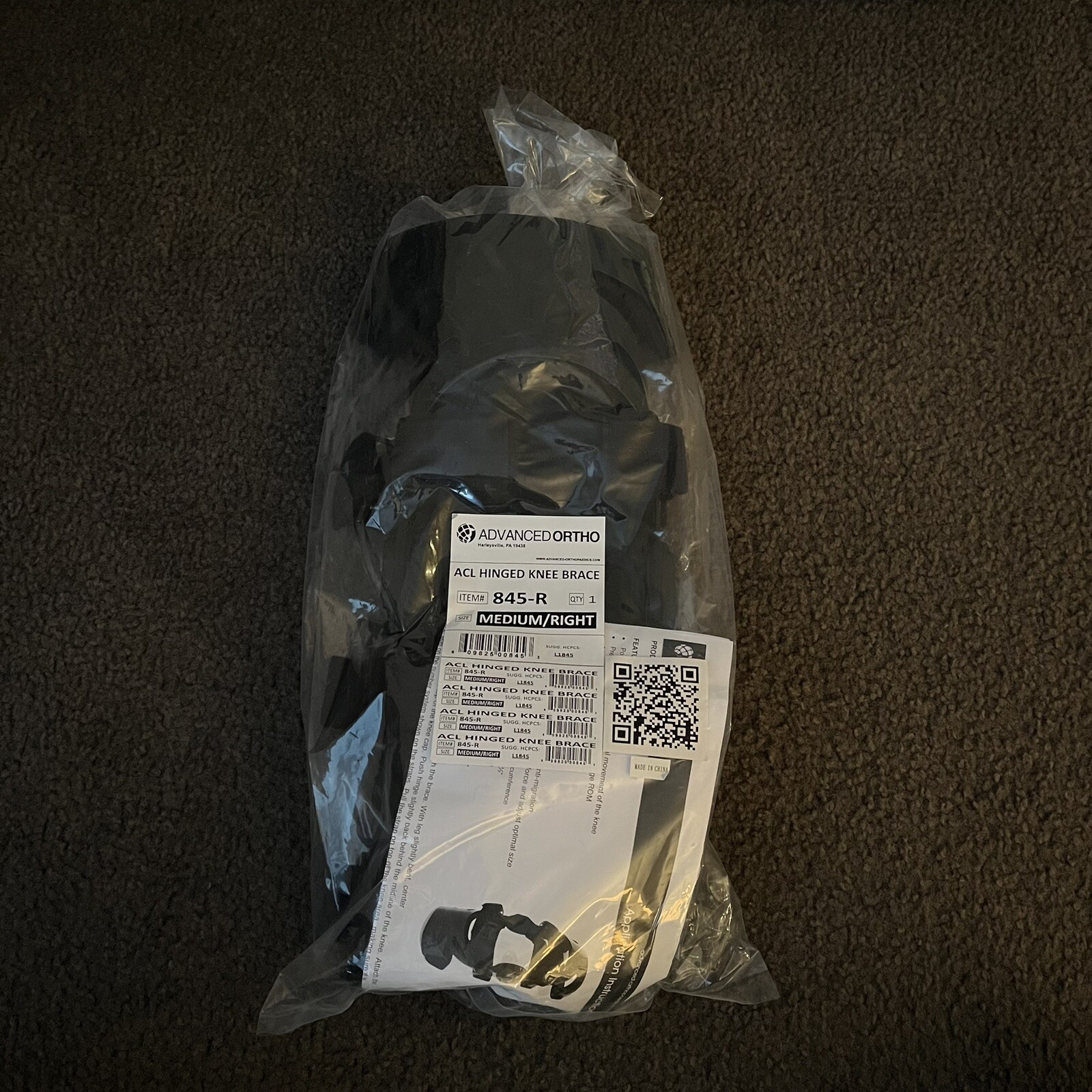 Advanced Ortho ACL Hinged Knee Brace Right Knee Medium 845-R