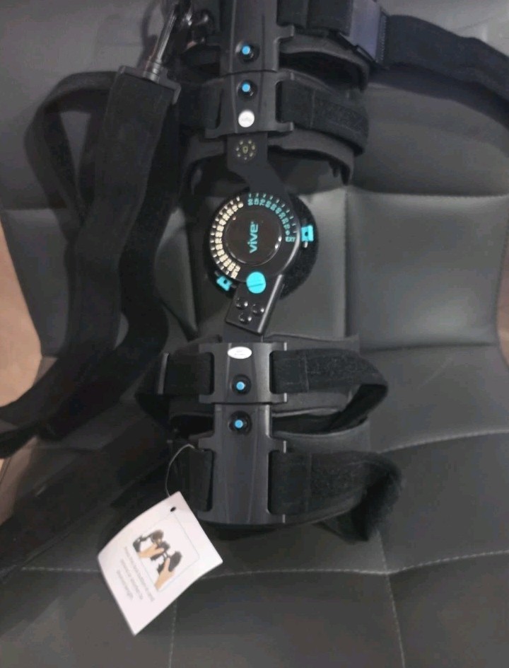 DOUKOM Hinged Post Op Elbow Brace Adjustable Range of Motion Support Stabilizer