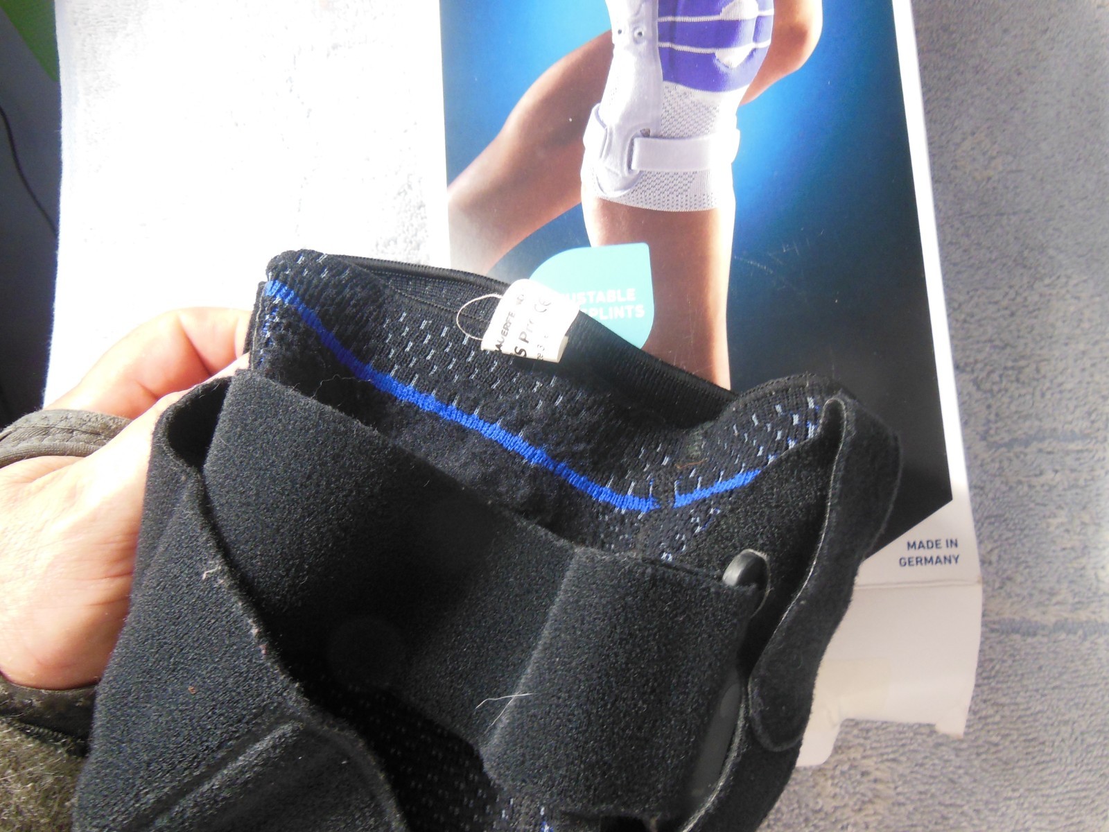 Bauerfeind GenuTrain S Pro Size 3 Left Knee Joint Brace Patella Support Sleeve
