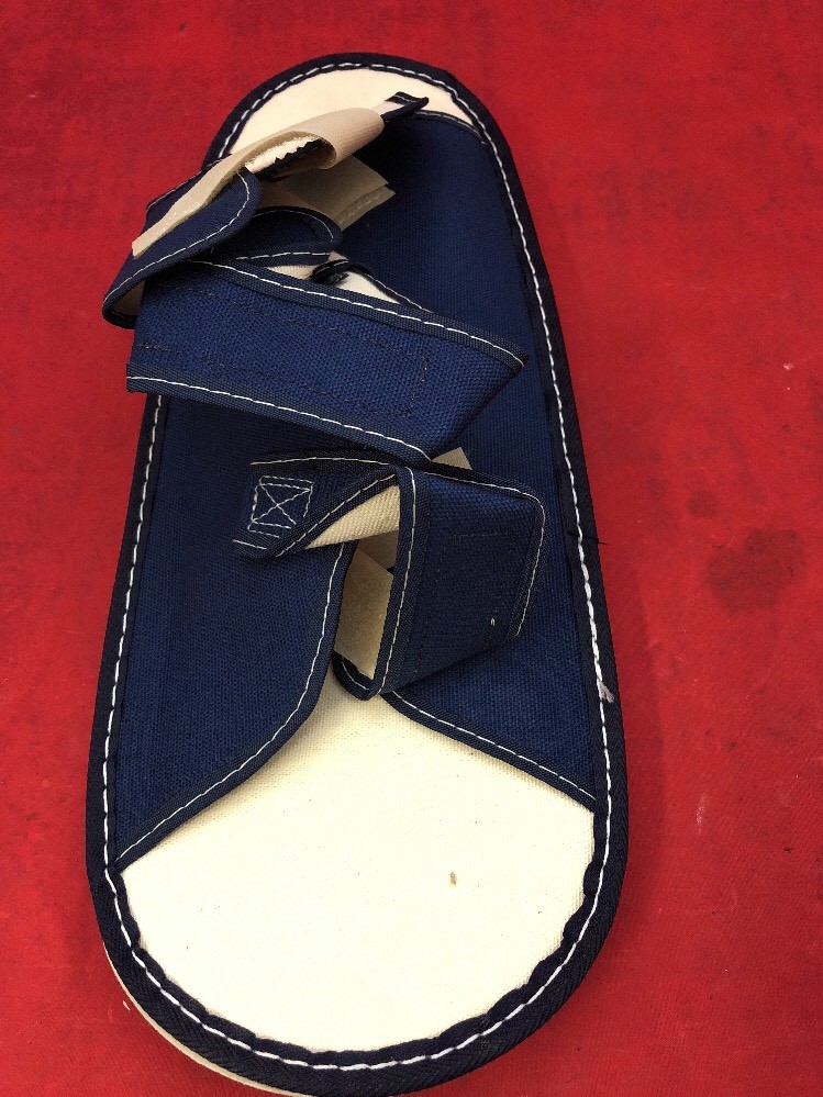 ONE NEW Tetra Medical 140204 Post-Op Orthopedic Shoe Left/Right XL Denim