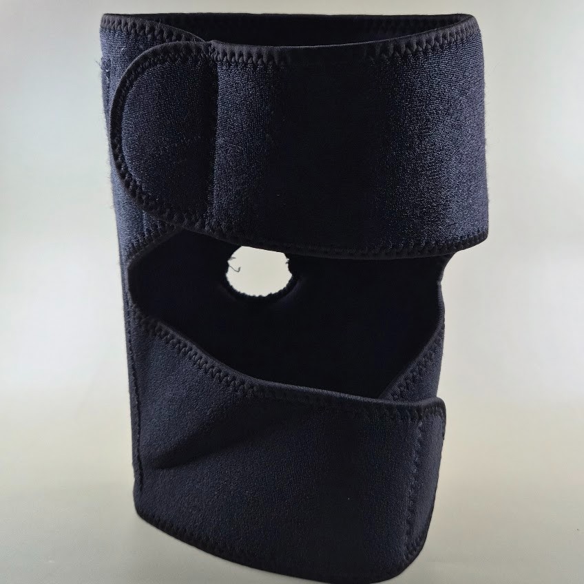 MUELLER KNEE BRACE B300678 BLACK SELF-ADJUSTING KNEE STABILIZER UNISEX 0NE SIZE