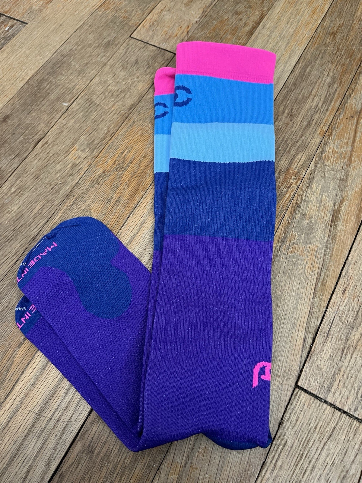 ProCompression Marathon Neon and Blue Band Graduated Compression Size L/XL NEW