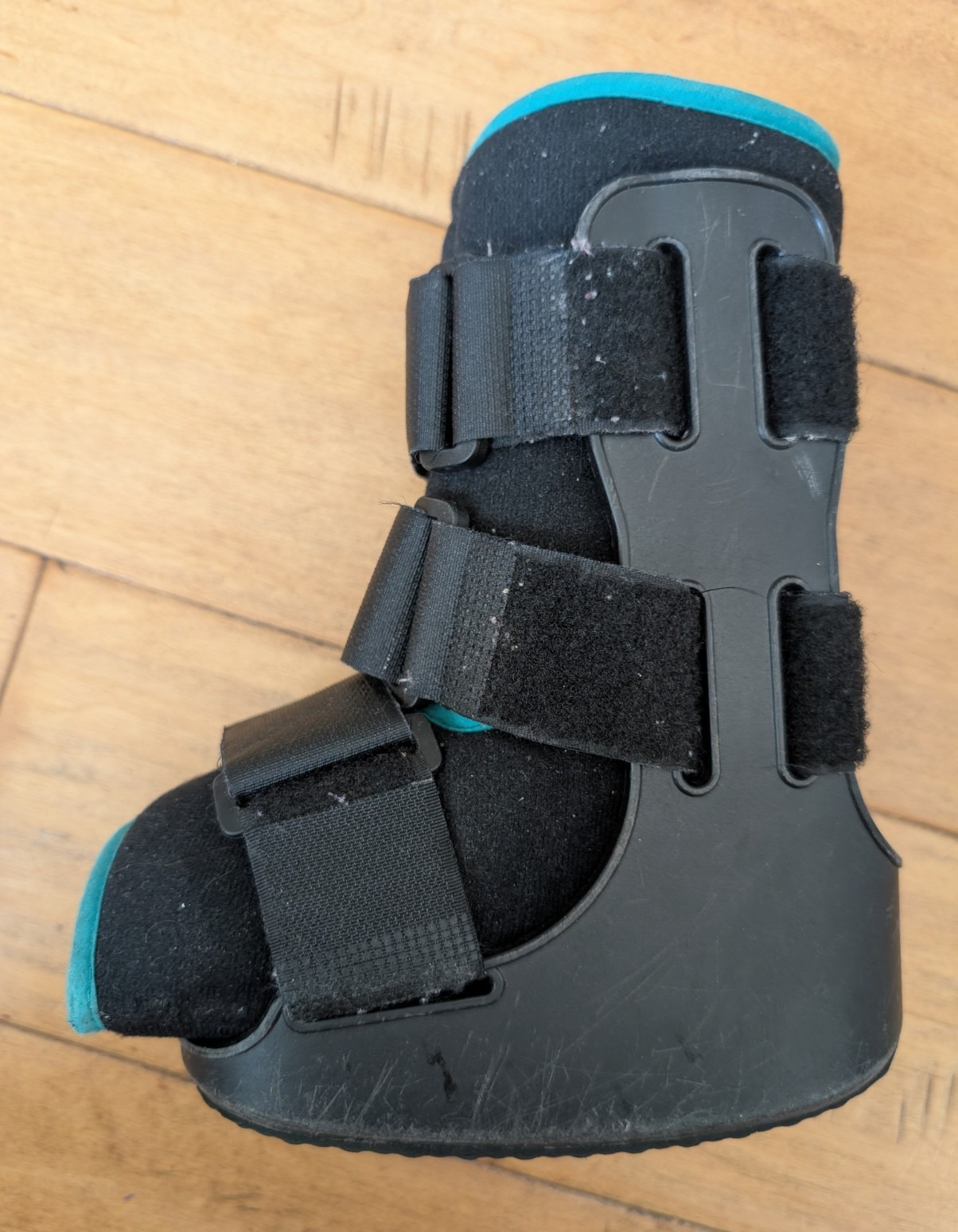 Adjustable Ankle/Foot Walking Boot Brace, Small Size for toddler