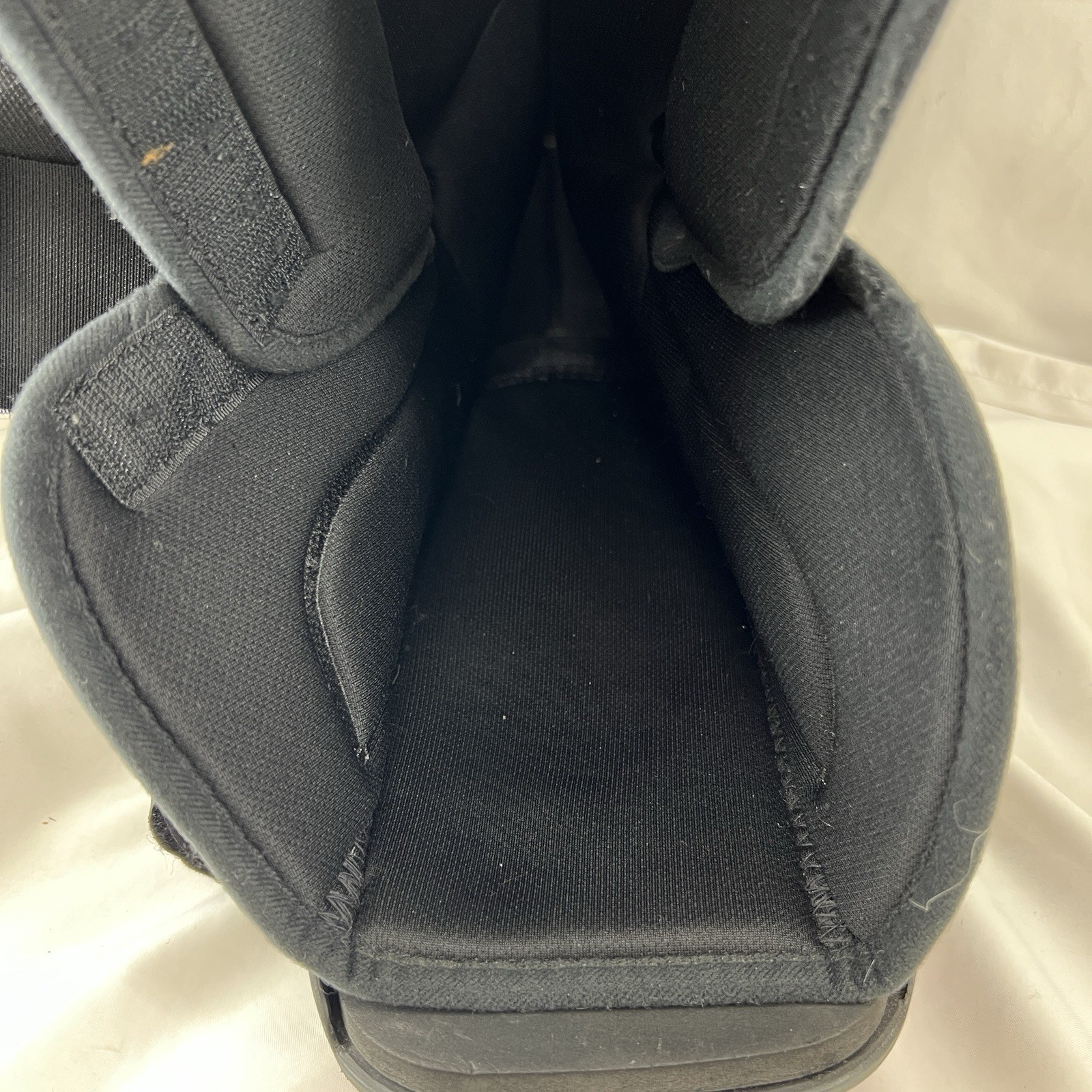 ProCare XcelTrax Air Ankle Walker Brace/Walking Boot Medium Adjustable air pump
