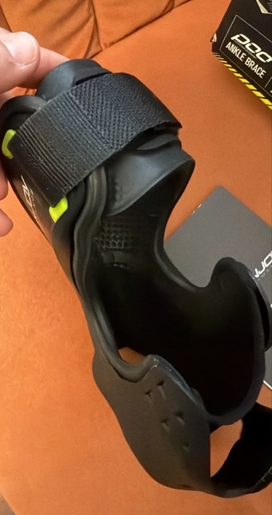 DonJoy Performance POD Ankle Brace Left Medium Black Adjustable Ankle Support