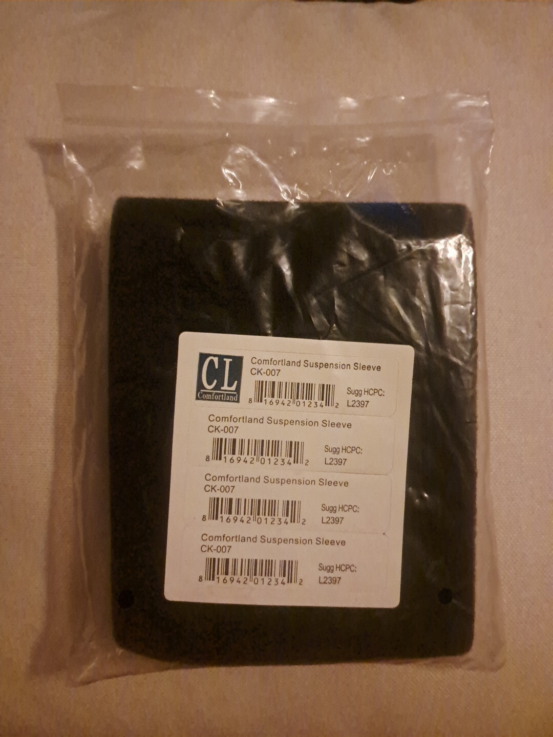 Comfortland CK-007 Suspension Sleeve Wrap for Knee Universal Black New Opened