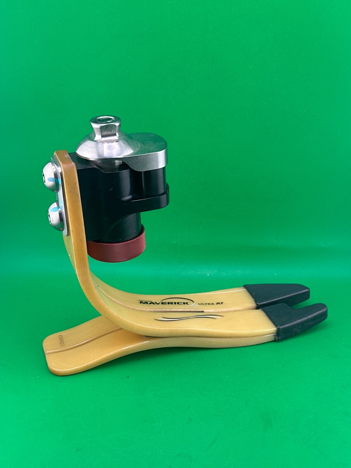 Freedom Maverick shockwave Xtreme prosthetic foot Size 27 Category 5 Excellent