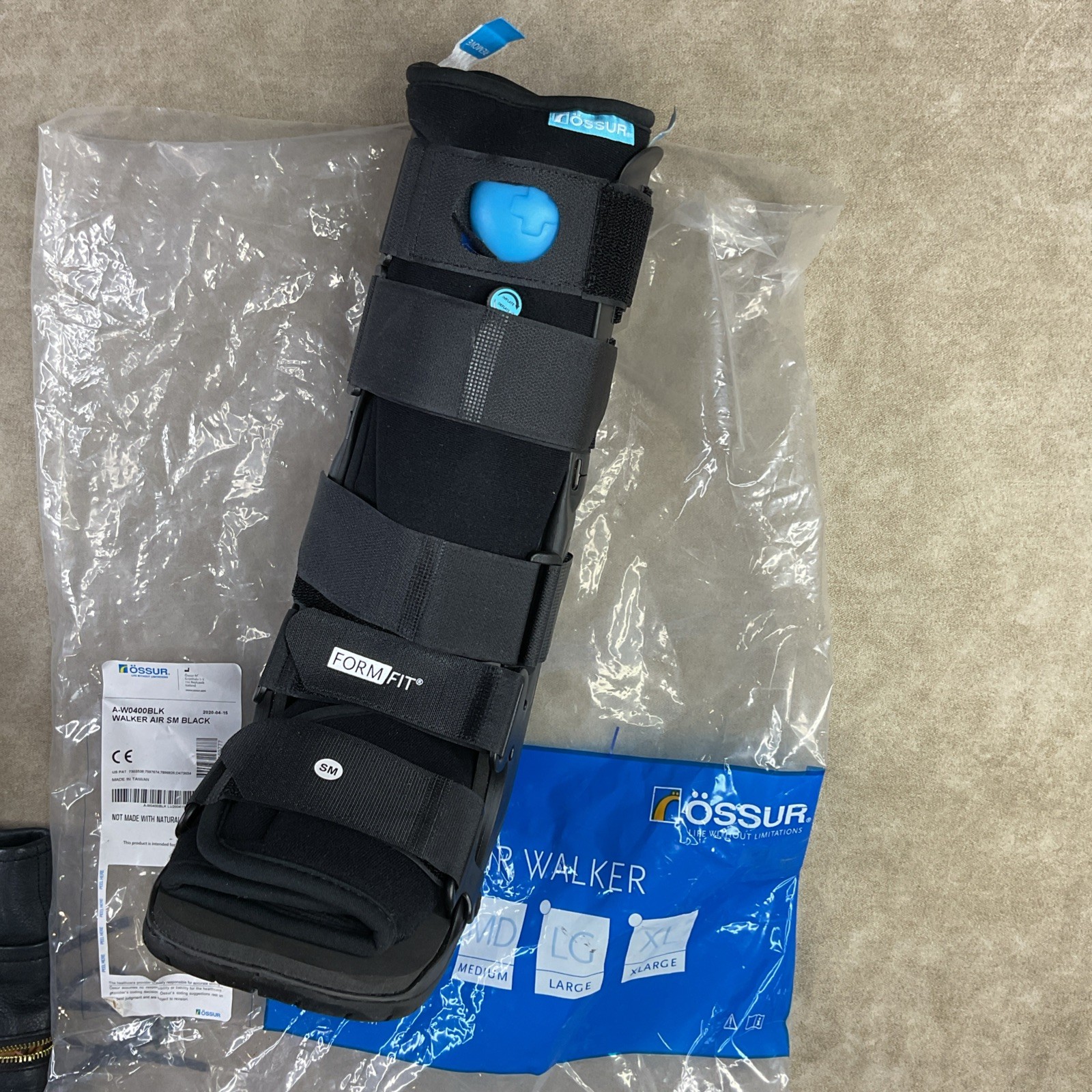 Ossur Boot Air Equalizer Hi-Top Form Fit Walking A-W0400BLK Black NEW