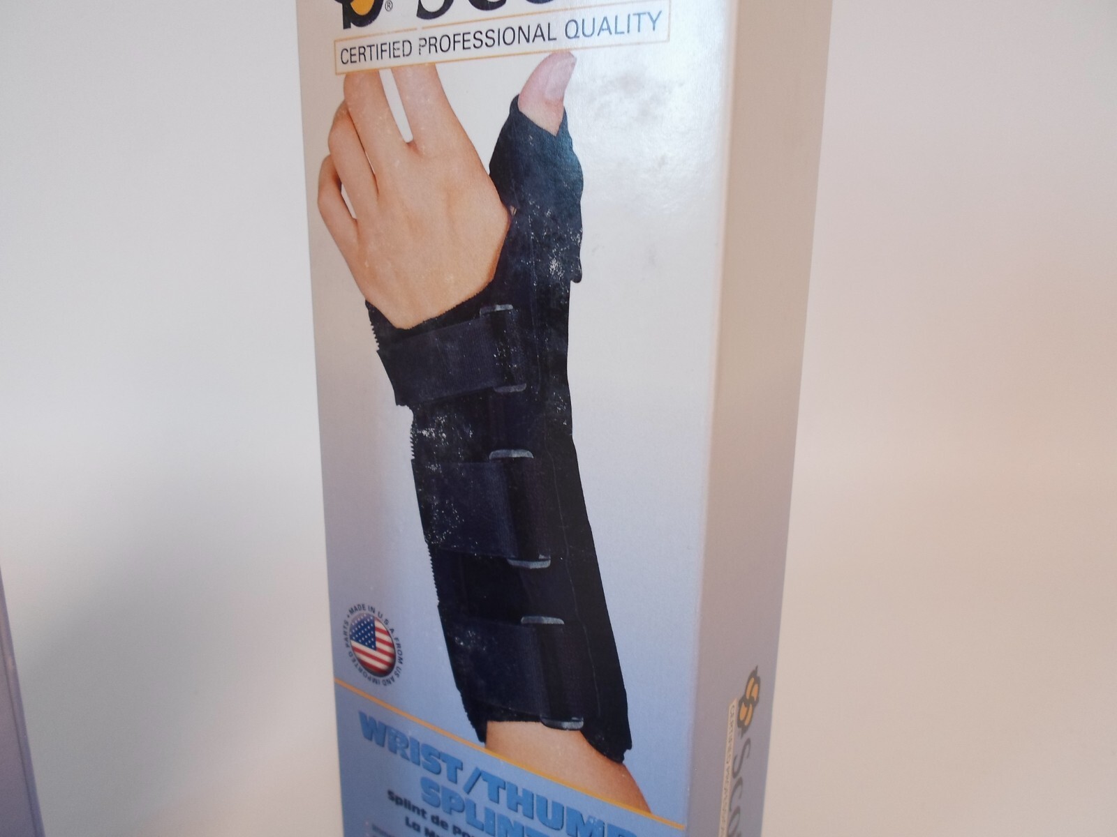 Scott Right Hand Small Wrist Splint Thumb Black Professional Grade2-3/4″ -3-1/4″