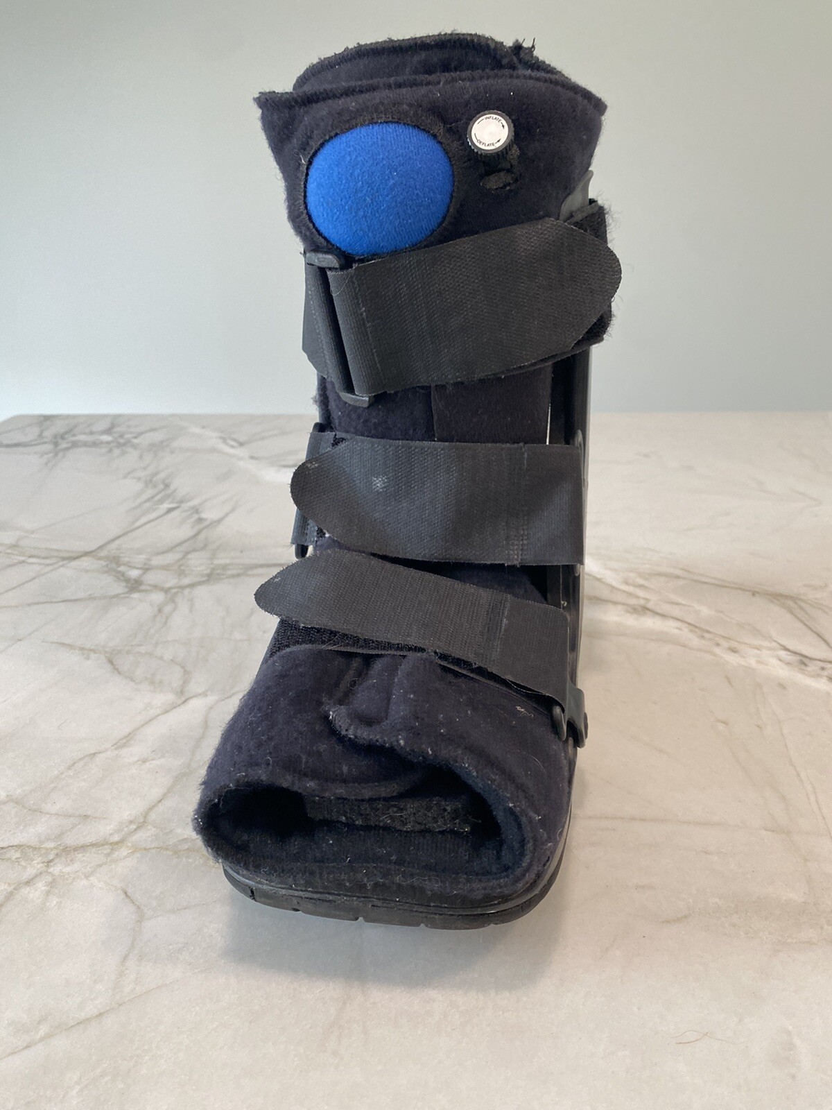 Short Hard Walking Boot Air Pump Size Medium Immobilizing Orthopedic Support