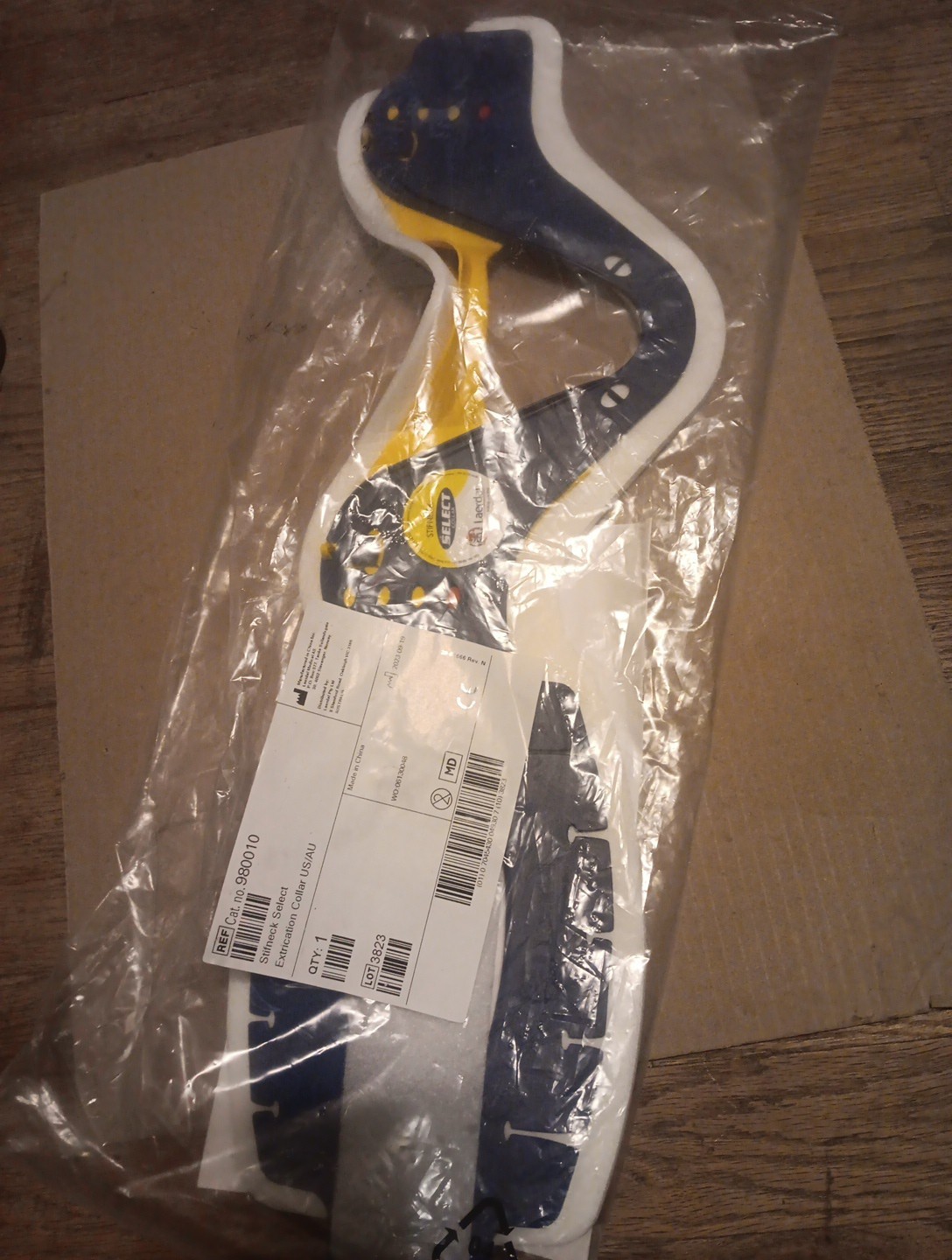 Laerdal , Stifneck Select Collor, New