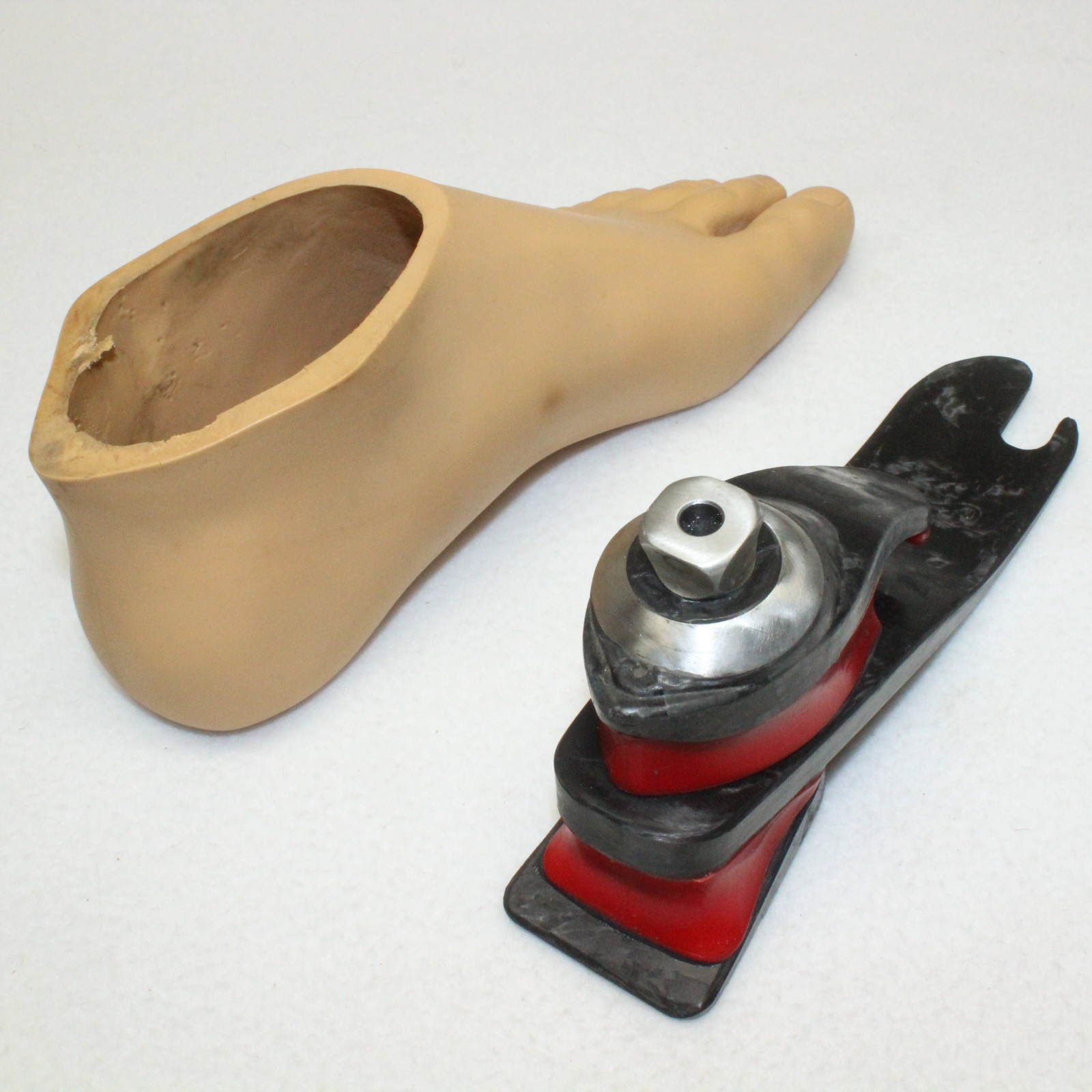 Freedom Innovations Walktec Hydraulic Prosthetic Foot/Ankle ~ Sz 24 CAT 2 LEFT