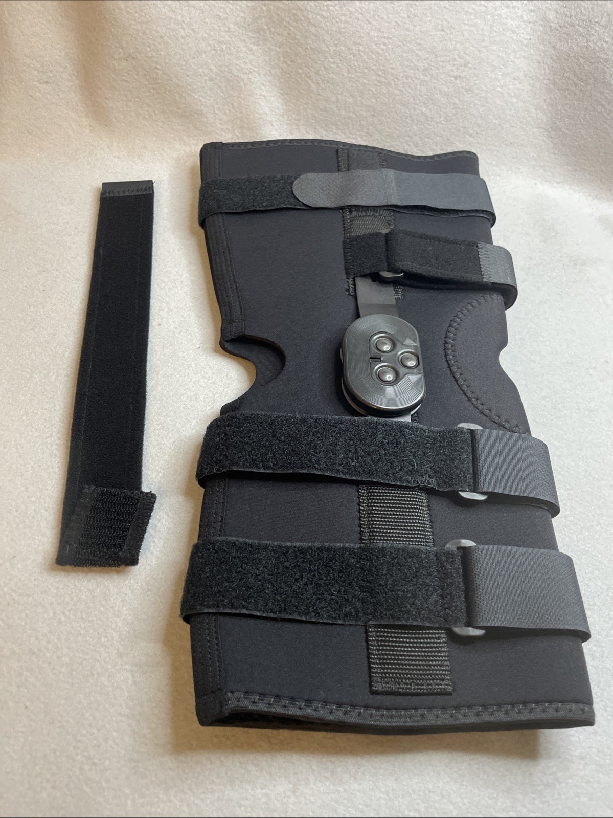 Bell-Horn Range of Motion Knee Brace L1833 Size XL