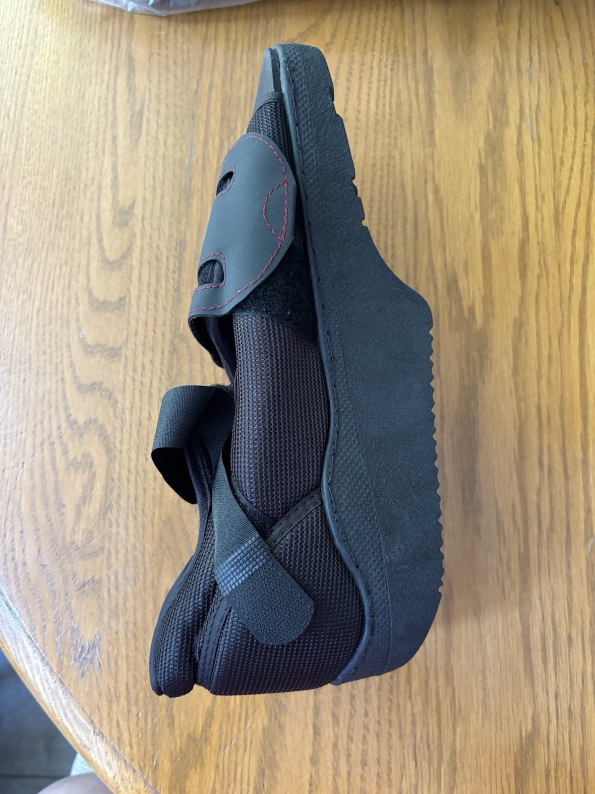 Procare Remedy Pro Shoe Size Large. Surgical Shoe.