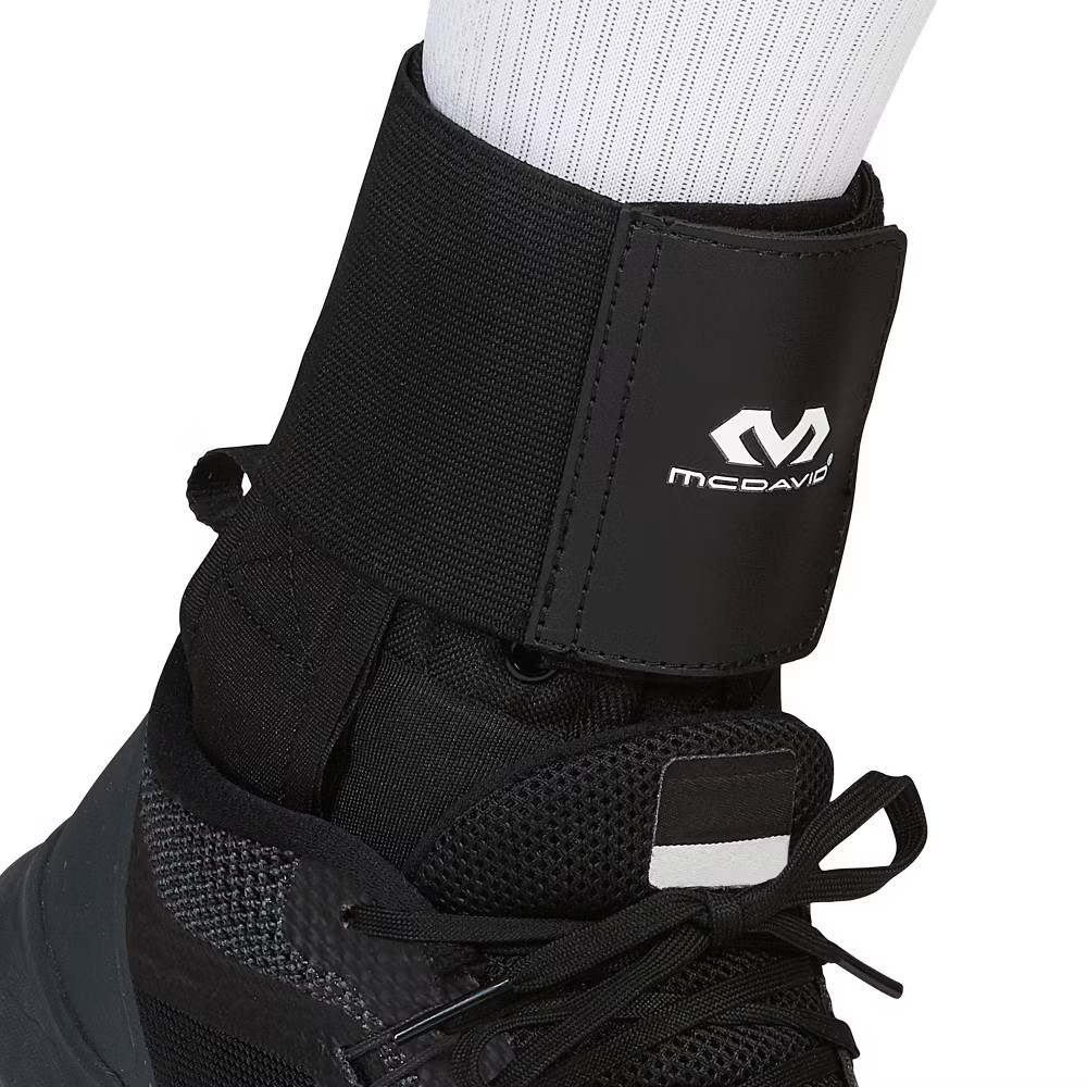 McDavid Sport Ankle Brace – Black – M