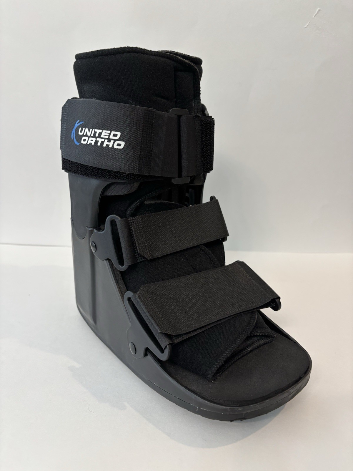 United Ortho Short Cam Walker Fracture Boot, Small, Black