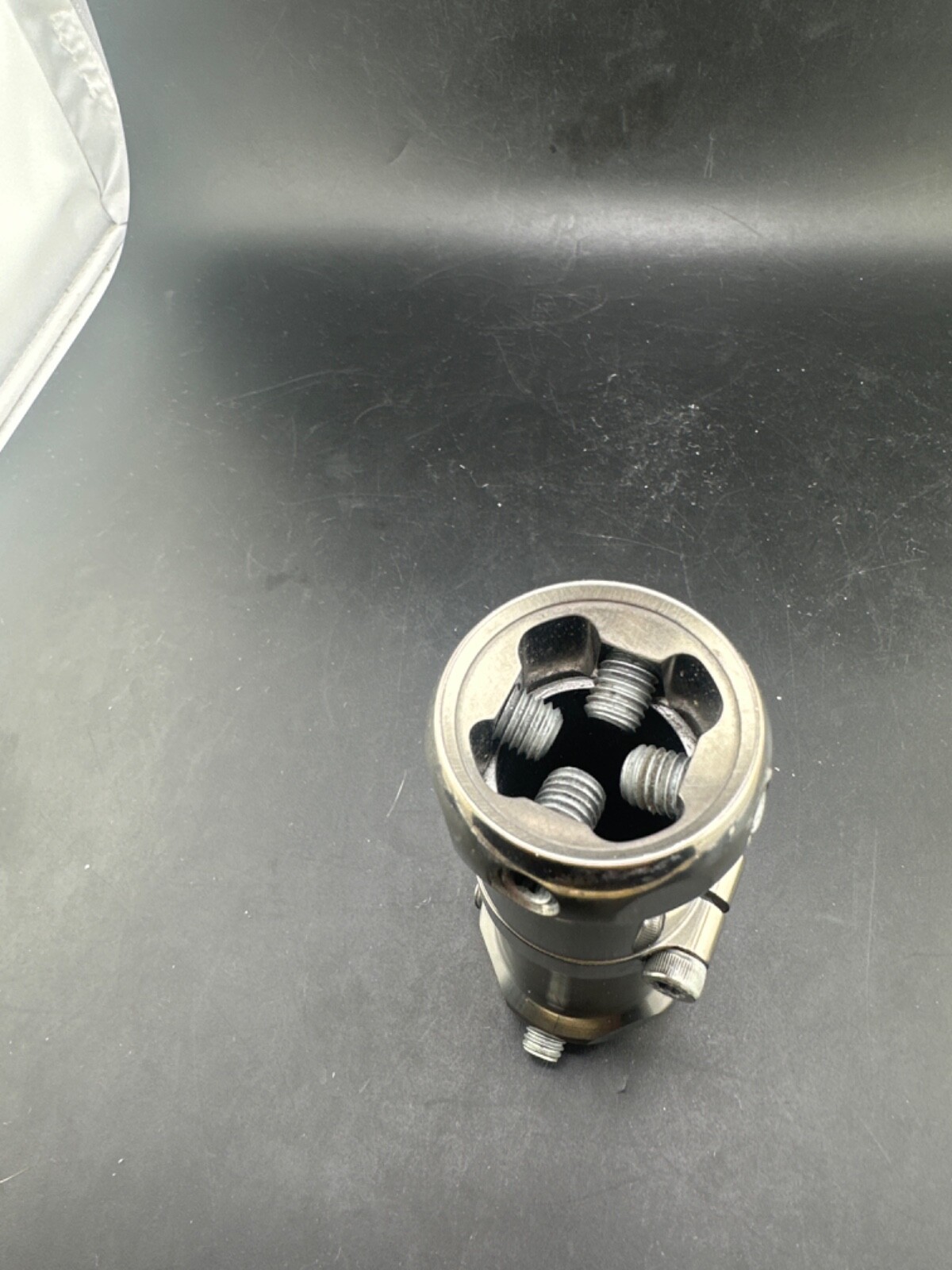 Prosthetic component adapter part. Prosthetic pylon