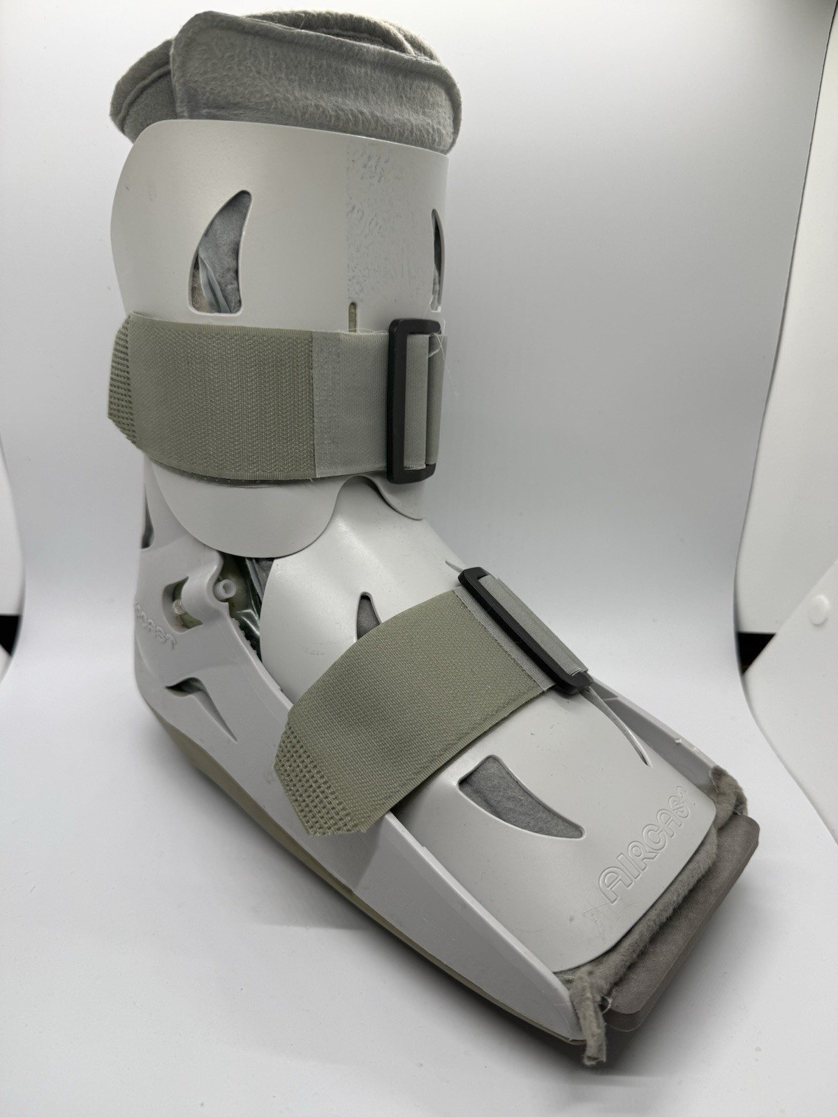 Aircast SP Walker Medium 01A-M Foot Brace Cast And Pump Medical Boot