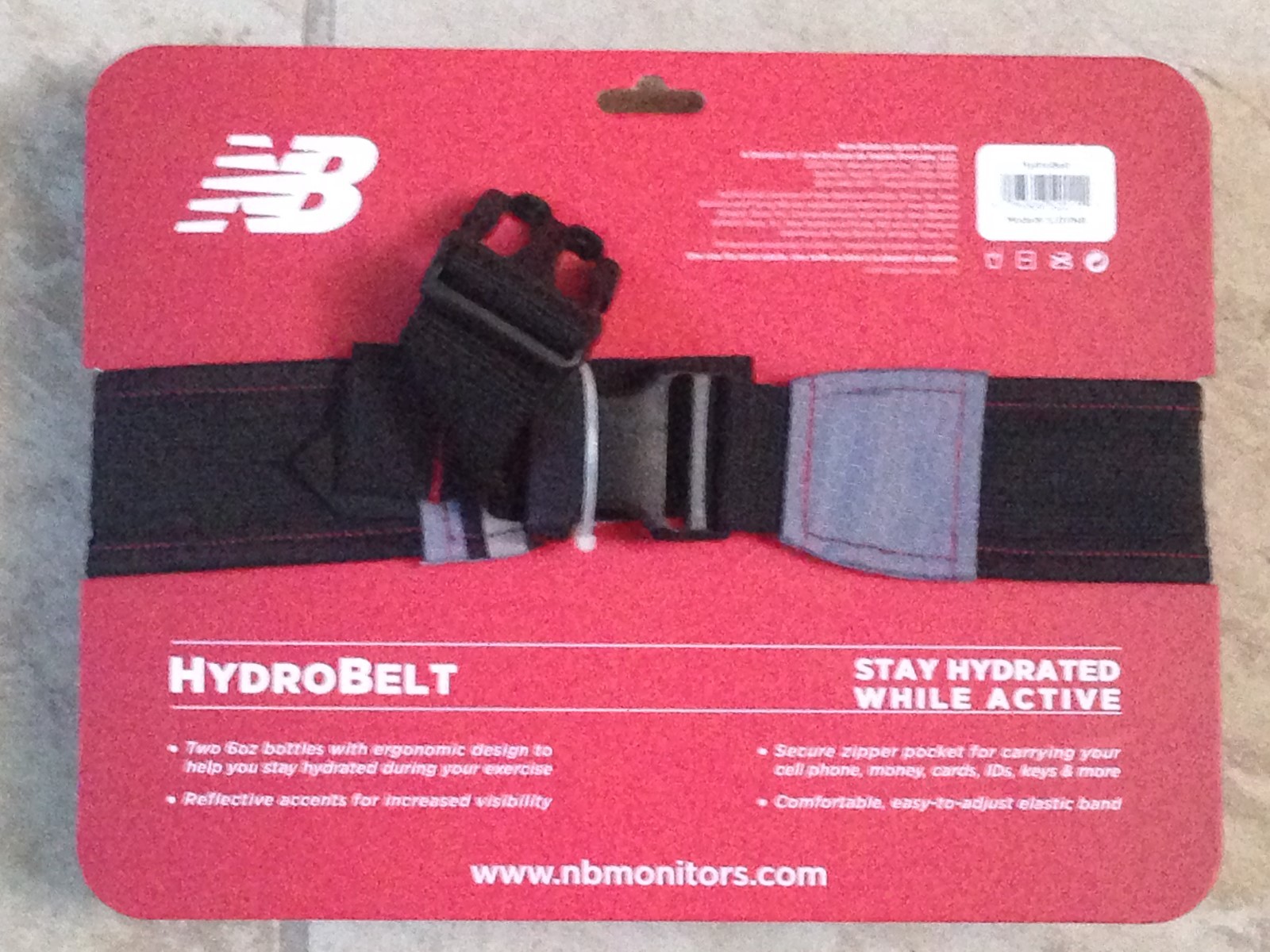 New Balance HydroBelt Two 6 oz Bottles, Zipper Pocket, Adjustable