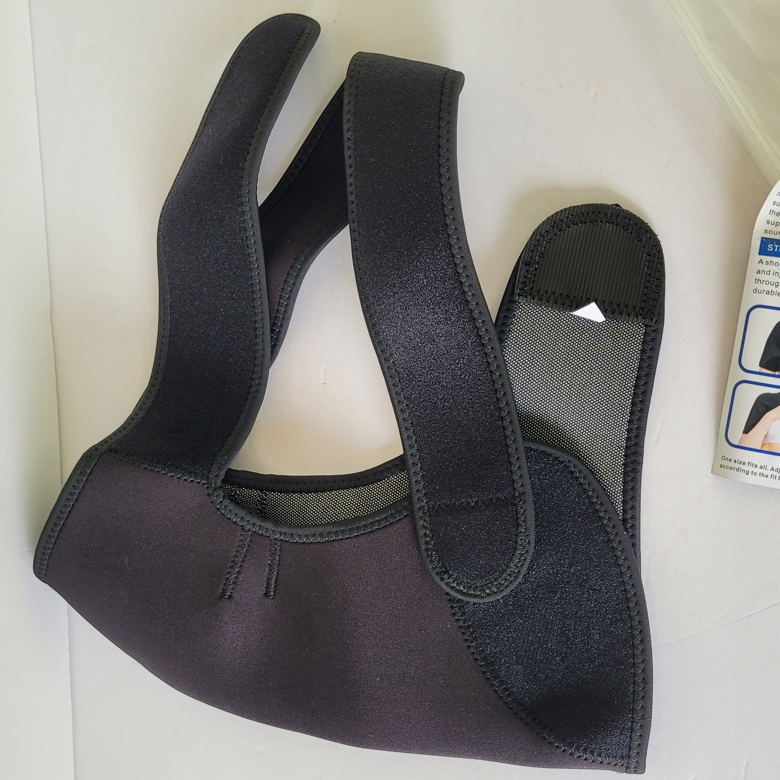 NEW Compression Shoulder Brace Left & Right Unisex Adult Breathable Neoprene