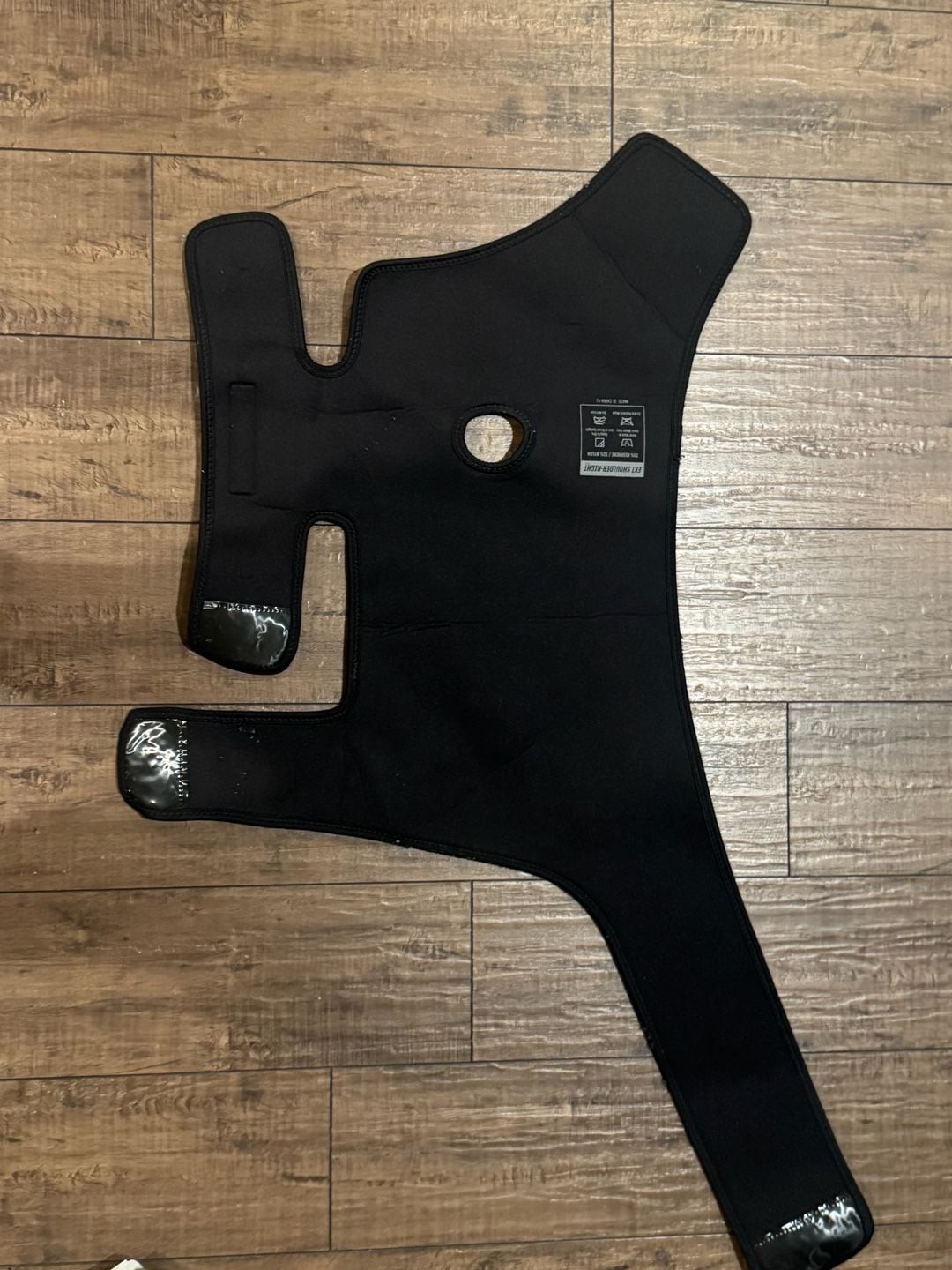 Hyperice EXT Shoulder Right Compression Wrap