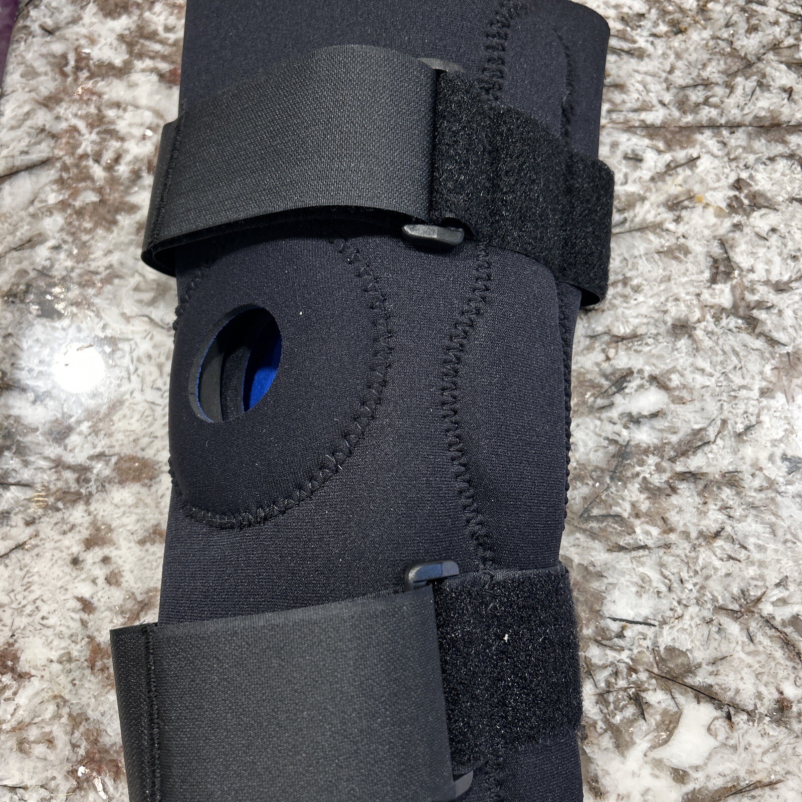NEW Procare Hinge Knee Support Brace w/ Universal Buttress Small S Neoprene