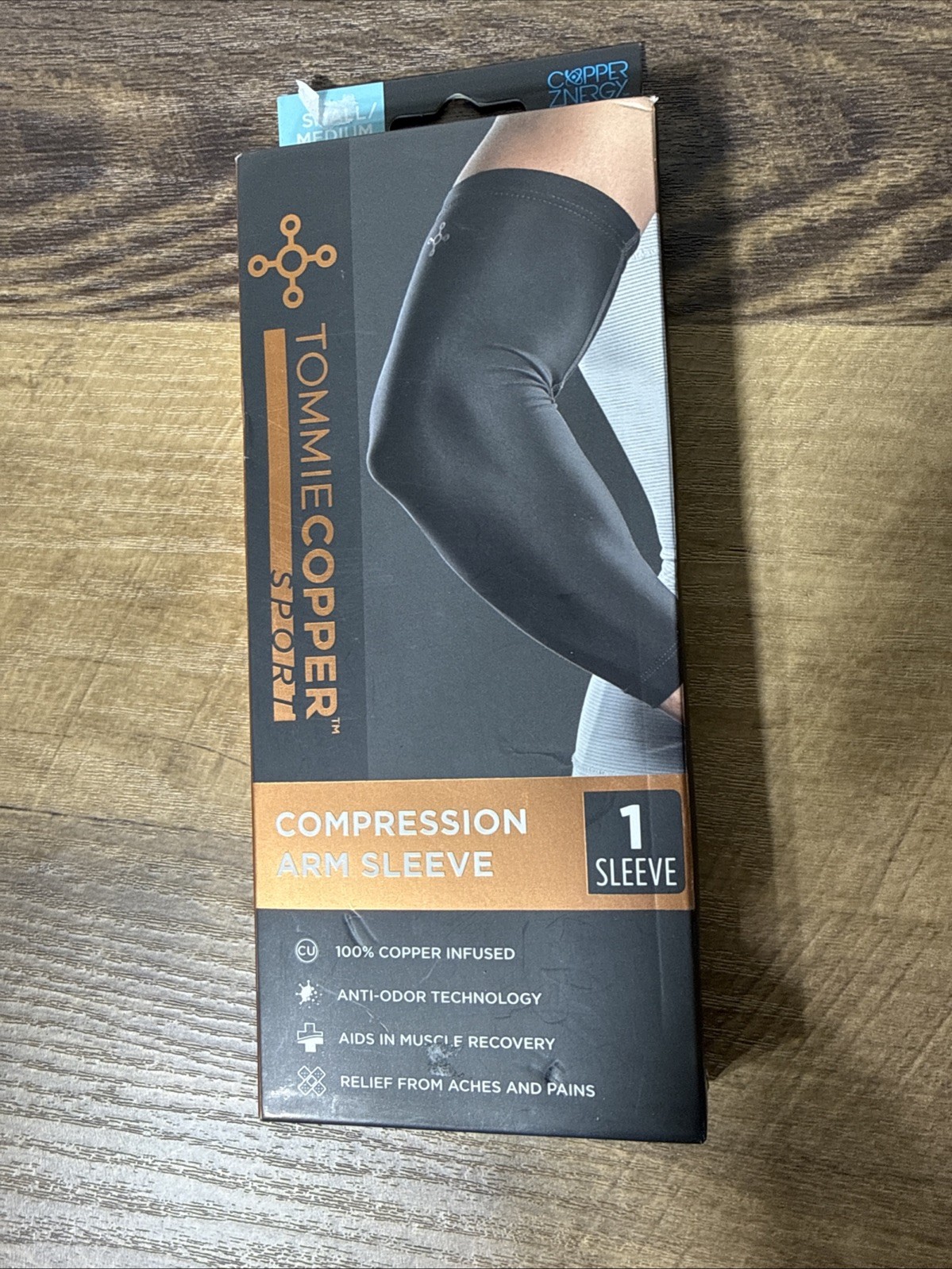 TOMMIE COPPER COMPRESSION ARM SLEEVE JOINT PAIN RELIEF SMALL/MEDIUM – BLACK