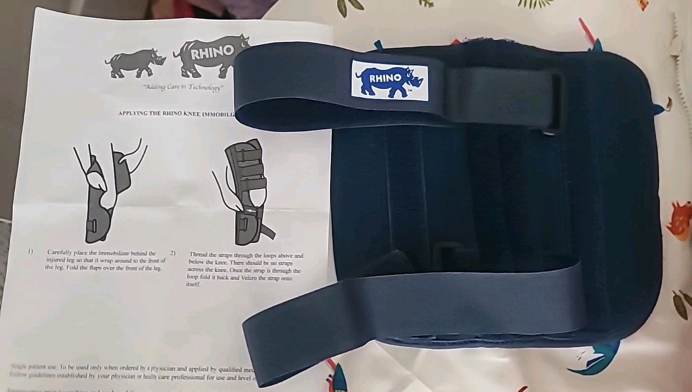 RHINO 8 INCH KNEE IMMOBILIZER