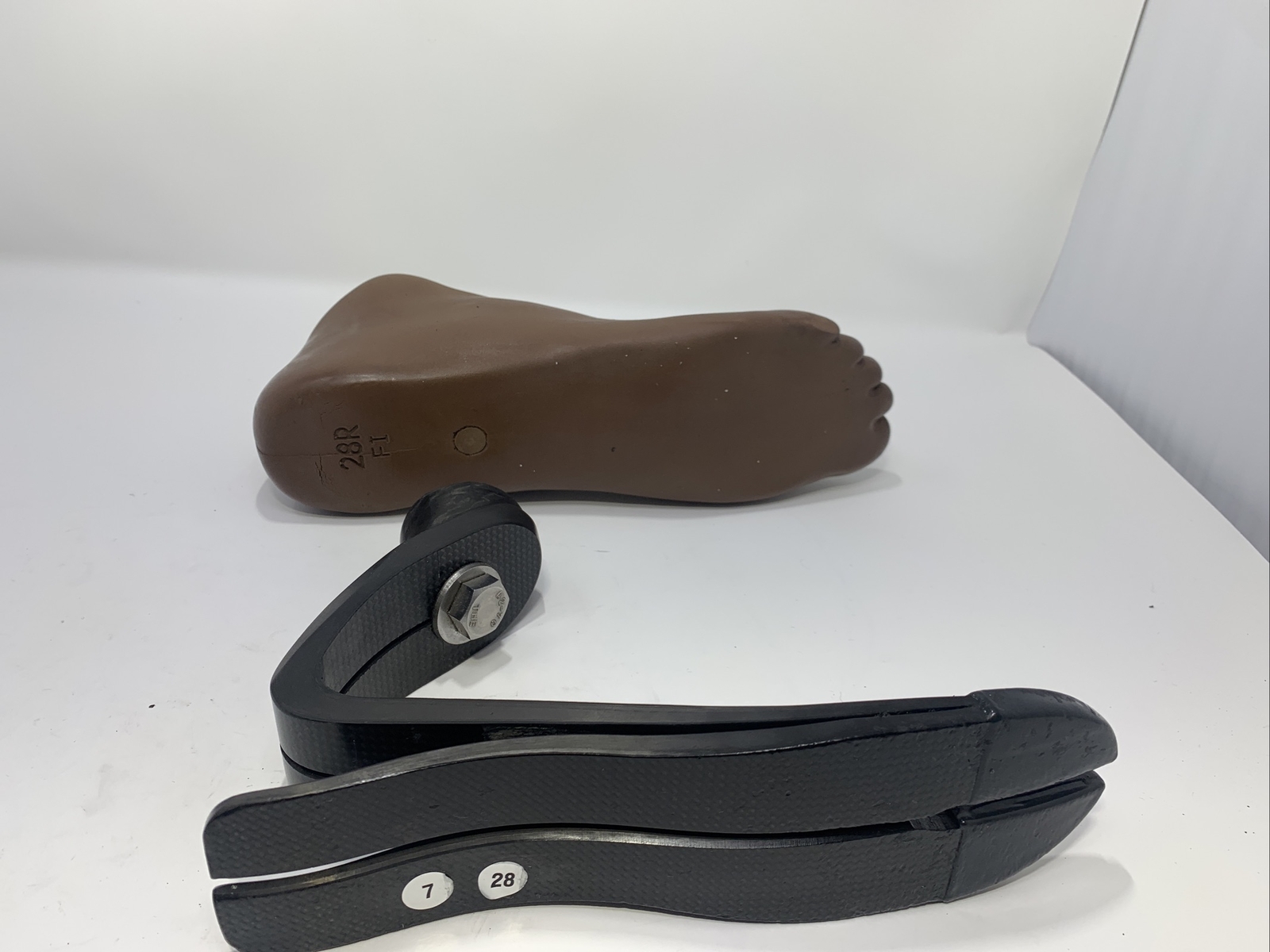 freedom sierra prosthetic foot. size 28. category 7. Right Prosthetic Foot
