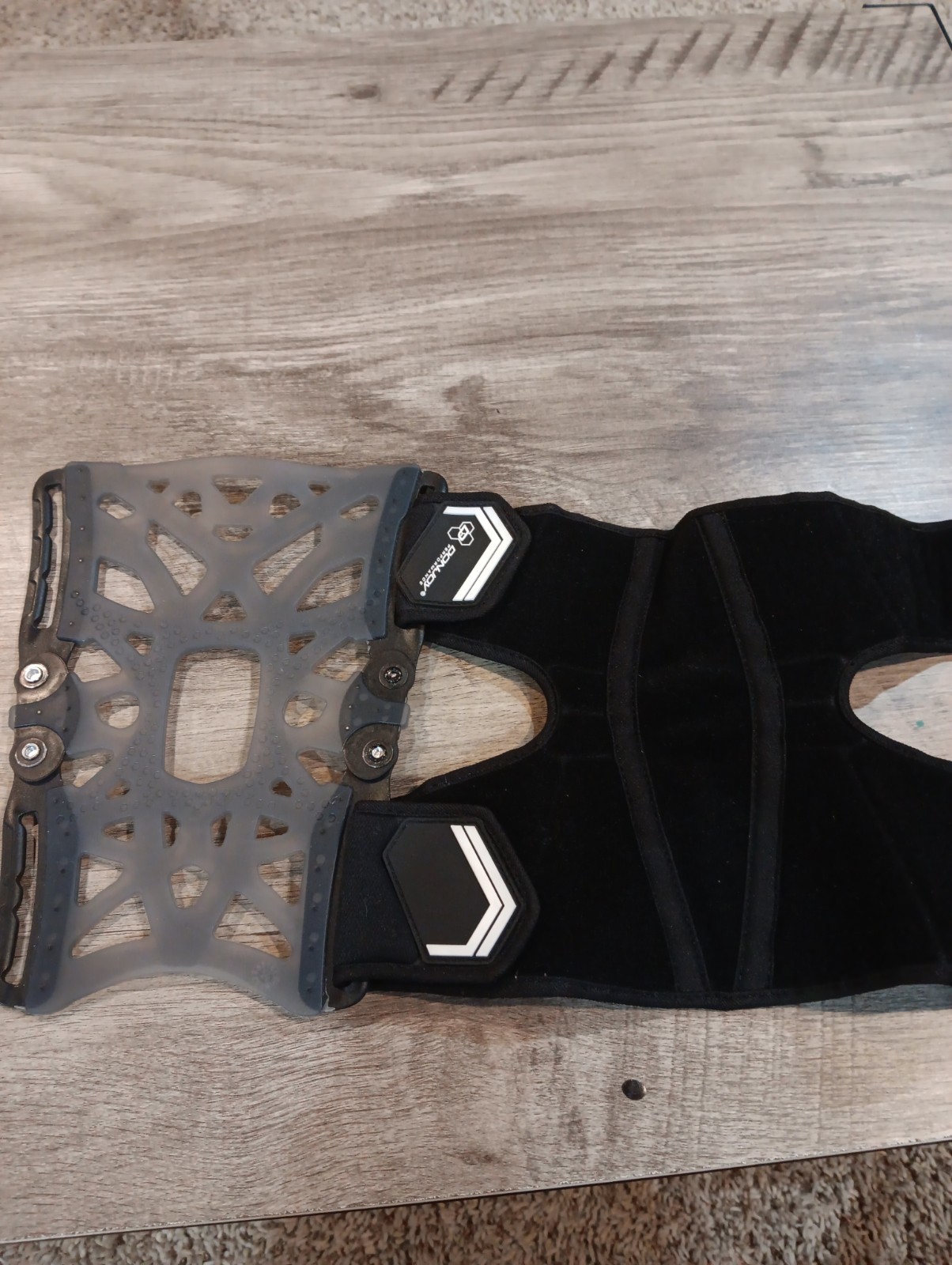 DonJoy Performance Webtech Size M Medium Knee Brace Support (Brace Only)