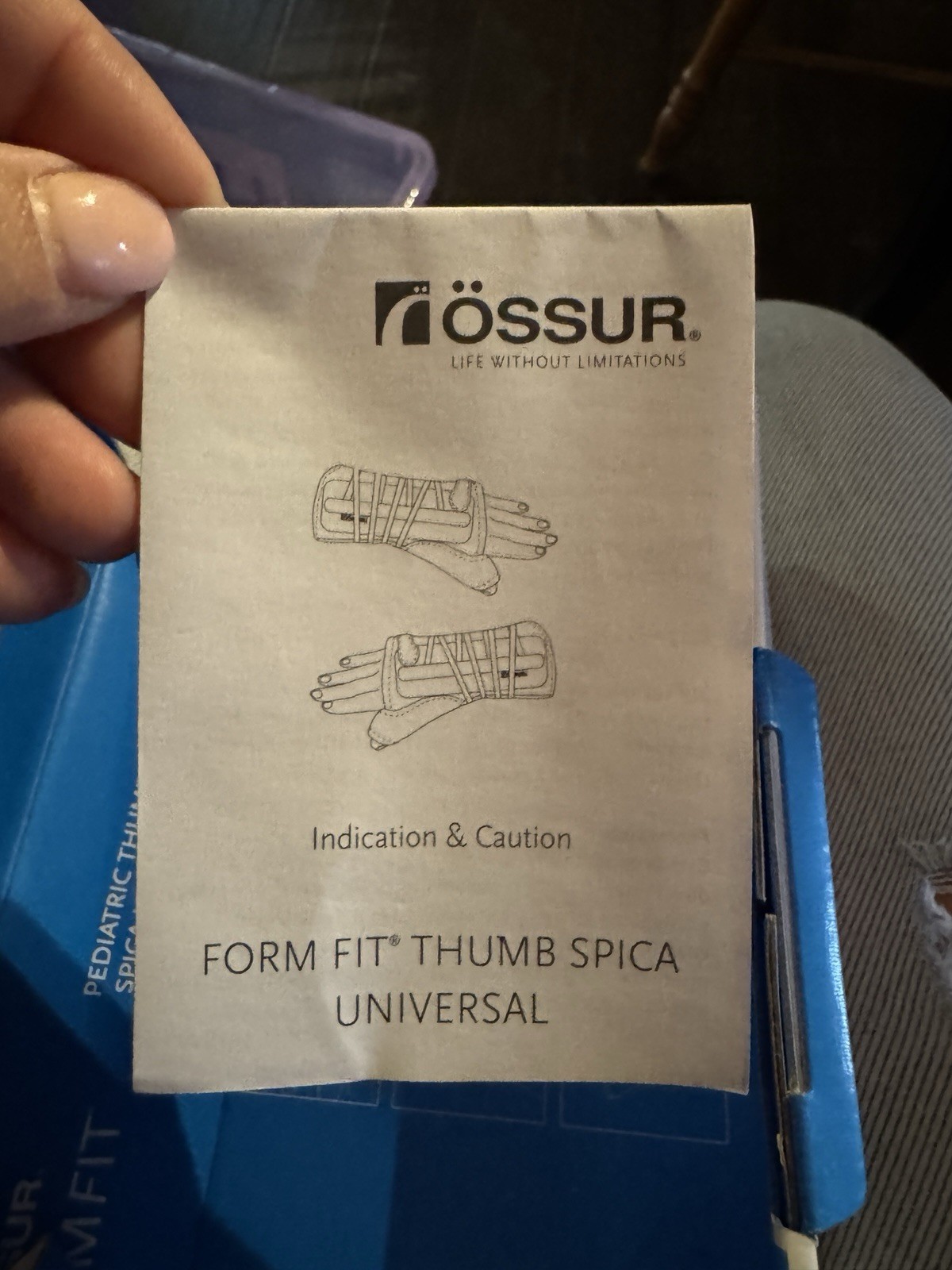 Pediatric Thumb Universal Right Wrist Brace Ossure Formfit L3809