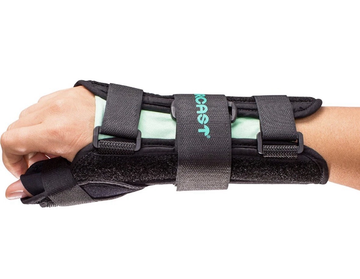 Aircast A2 Wrist Support Brace With Thumb Spica Left Small