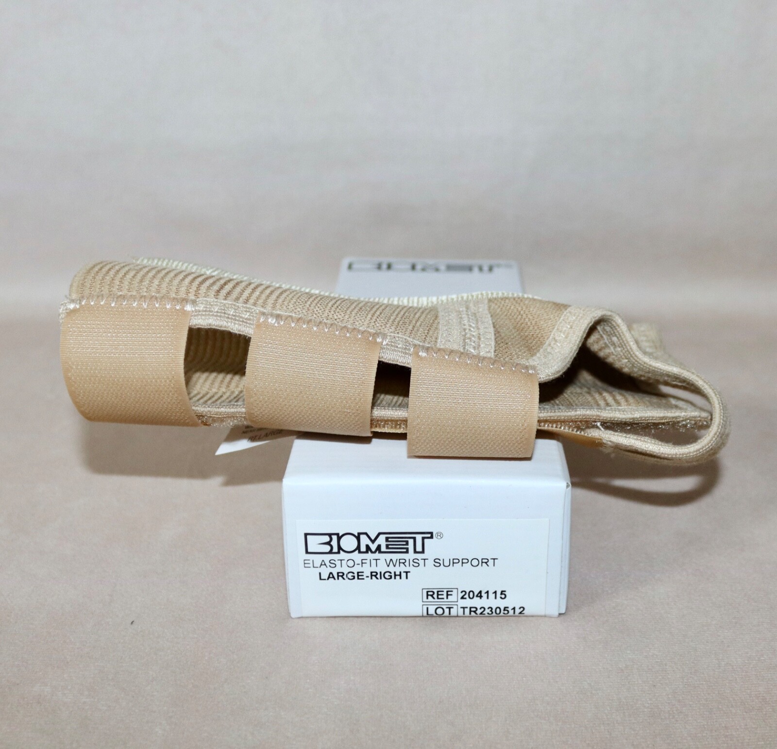 Biomet Bracing Elasto Fit Wrist Support ~ Adult Right Large ~ Beige #204115 NEW