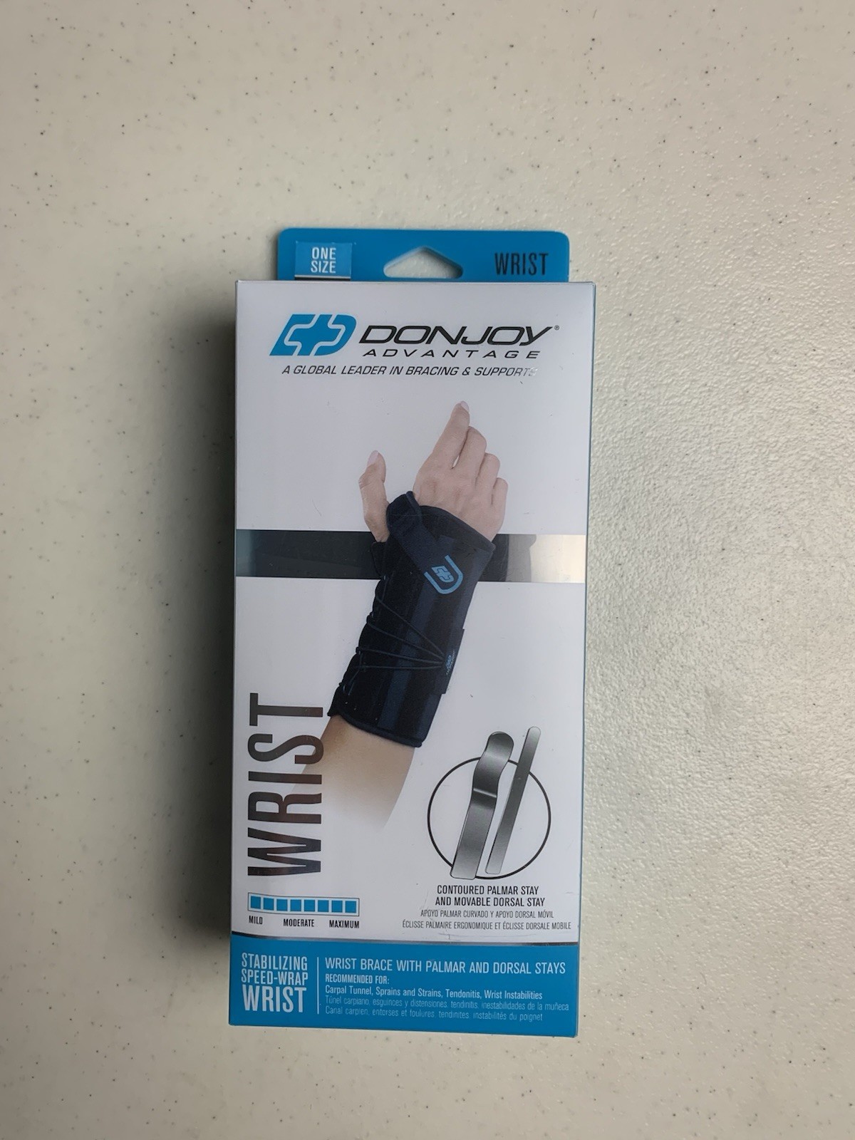 Donjoy Speed Wrap Wrist Brace w/ Palmer & Dorsal Stays Maximum One Size (Black)