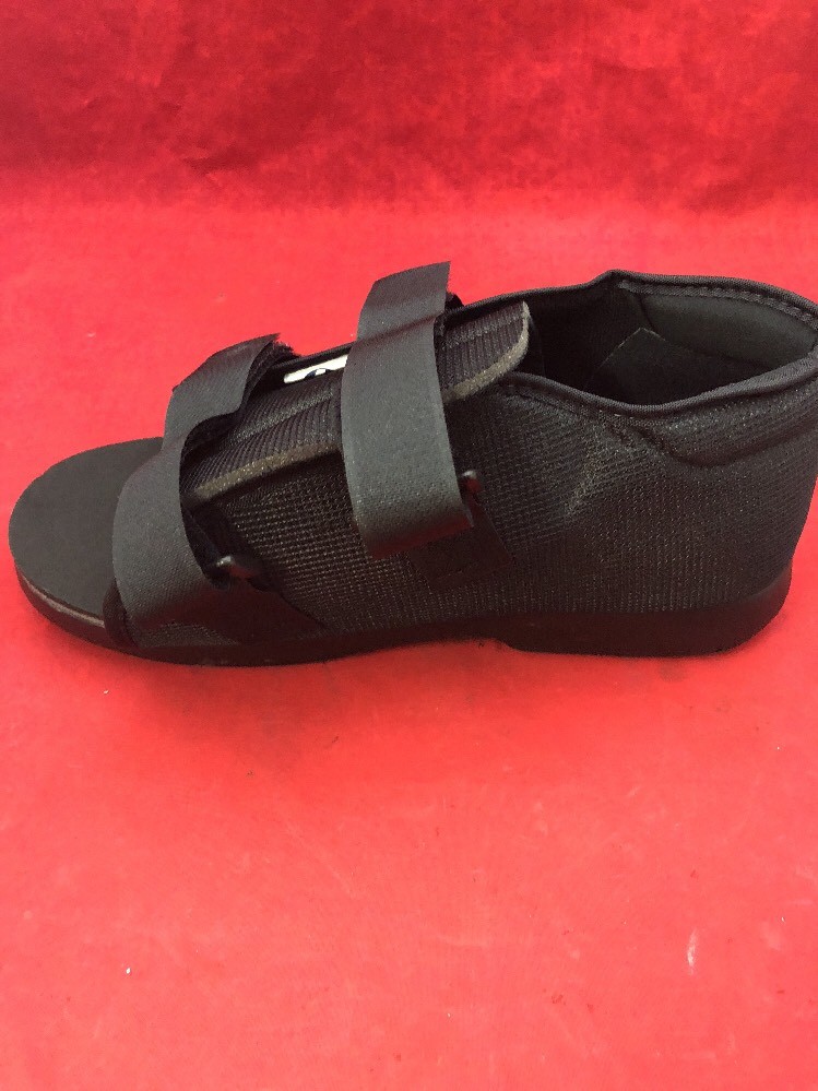 ONE NEW TETRA MEDICAL 1414-13 Orthopedic Post-Op Shoe Left/Right Female Large